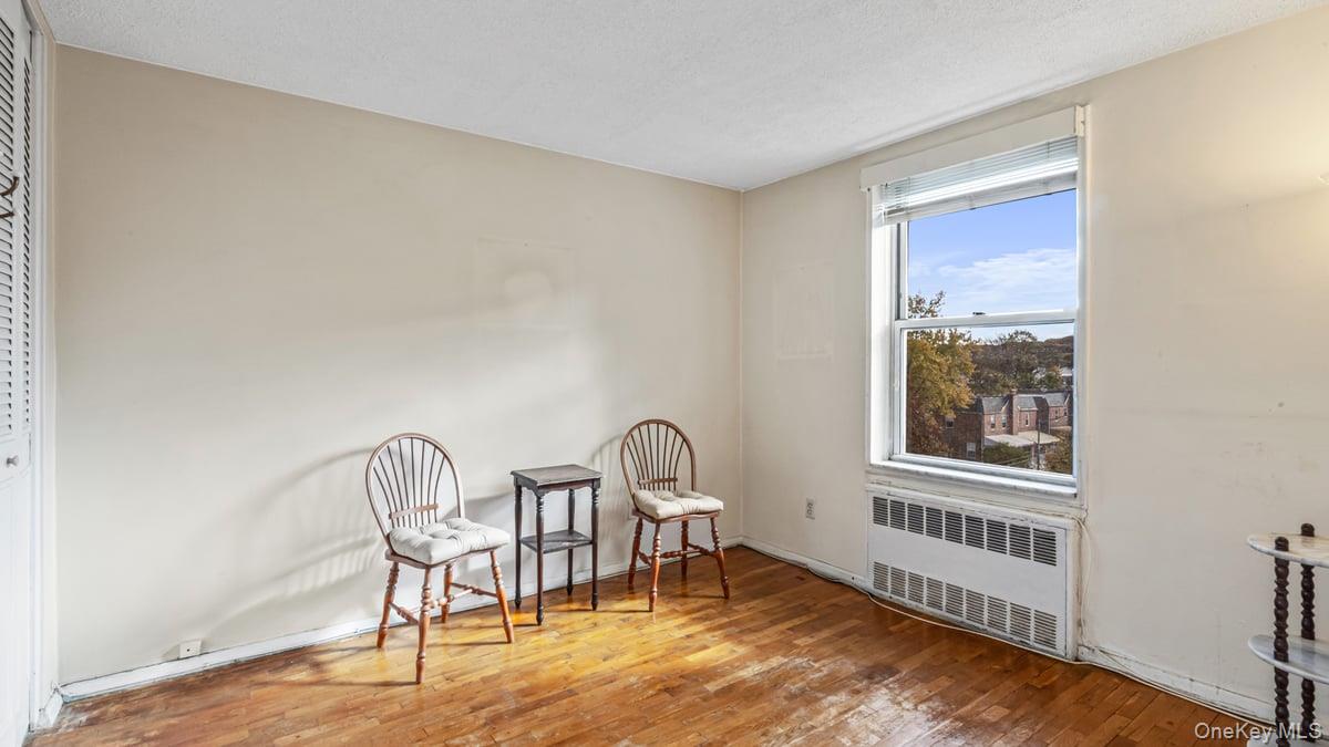 68-20 Selfridge Street # 4K, Forest Hills, NY 11375