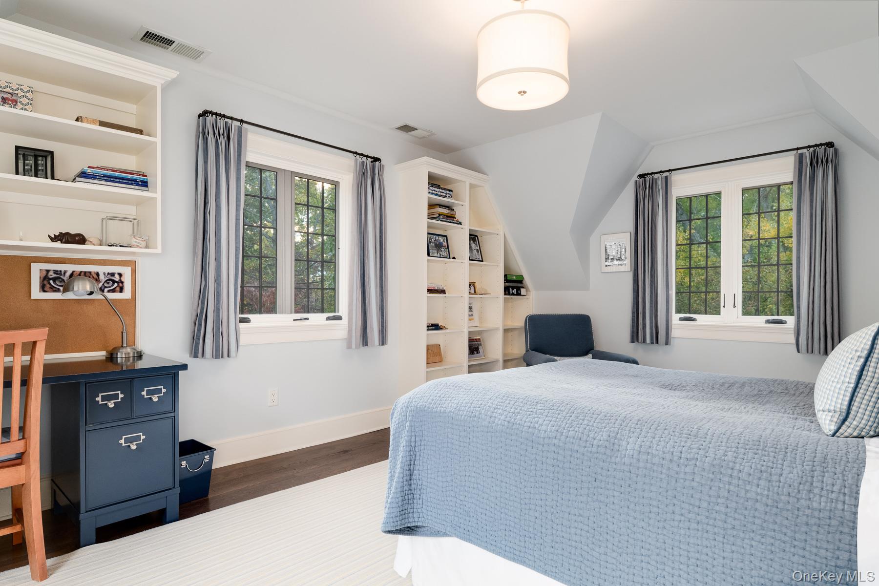 24 Homesdale Road, Bronxville, NY 10708