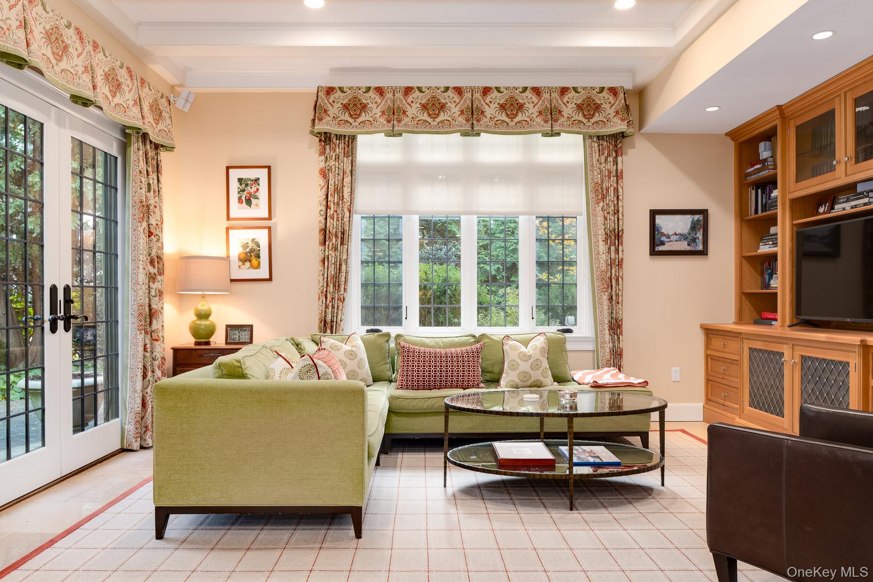 24 Homesdale Road, Bronxville, NY 10708