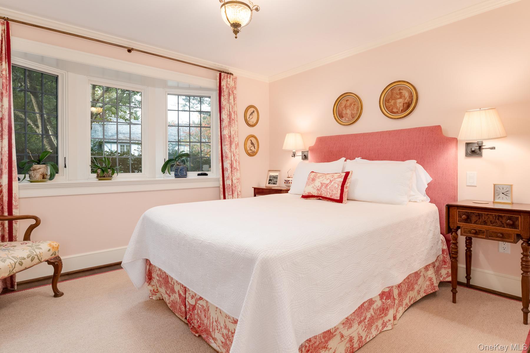 24 Homesdale Road, Bronxville, NY 10708