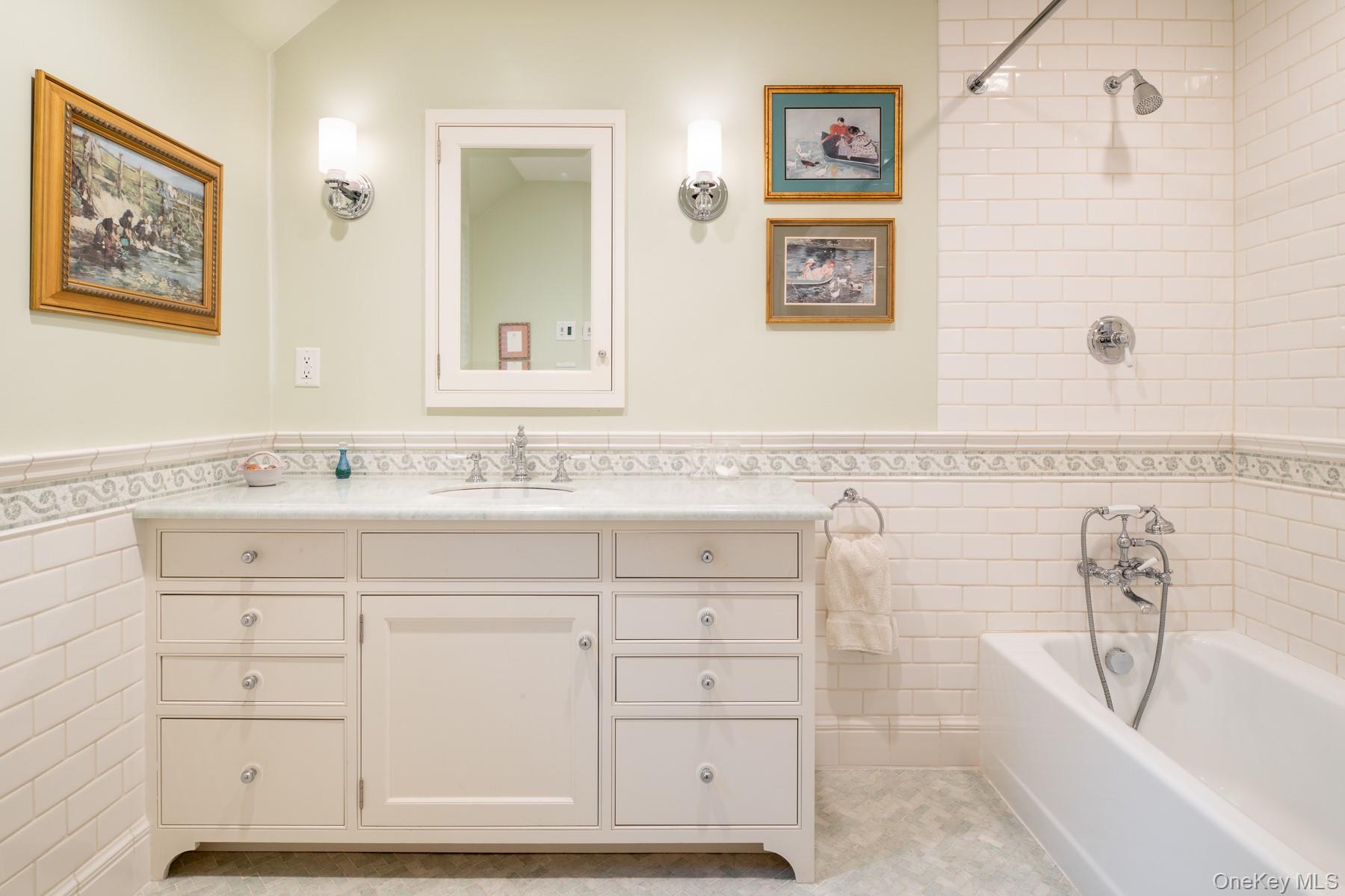 24 Homesdale Road, Bronxville, NY 10708