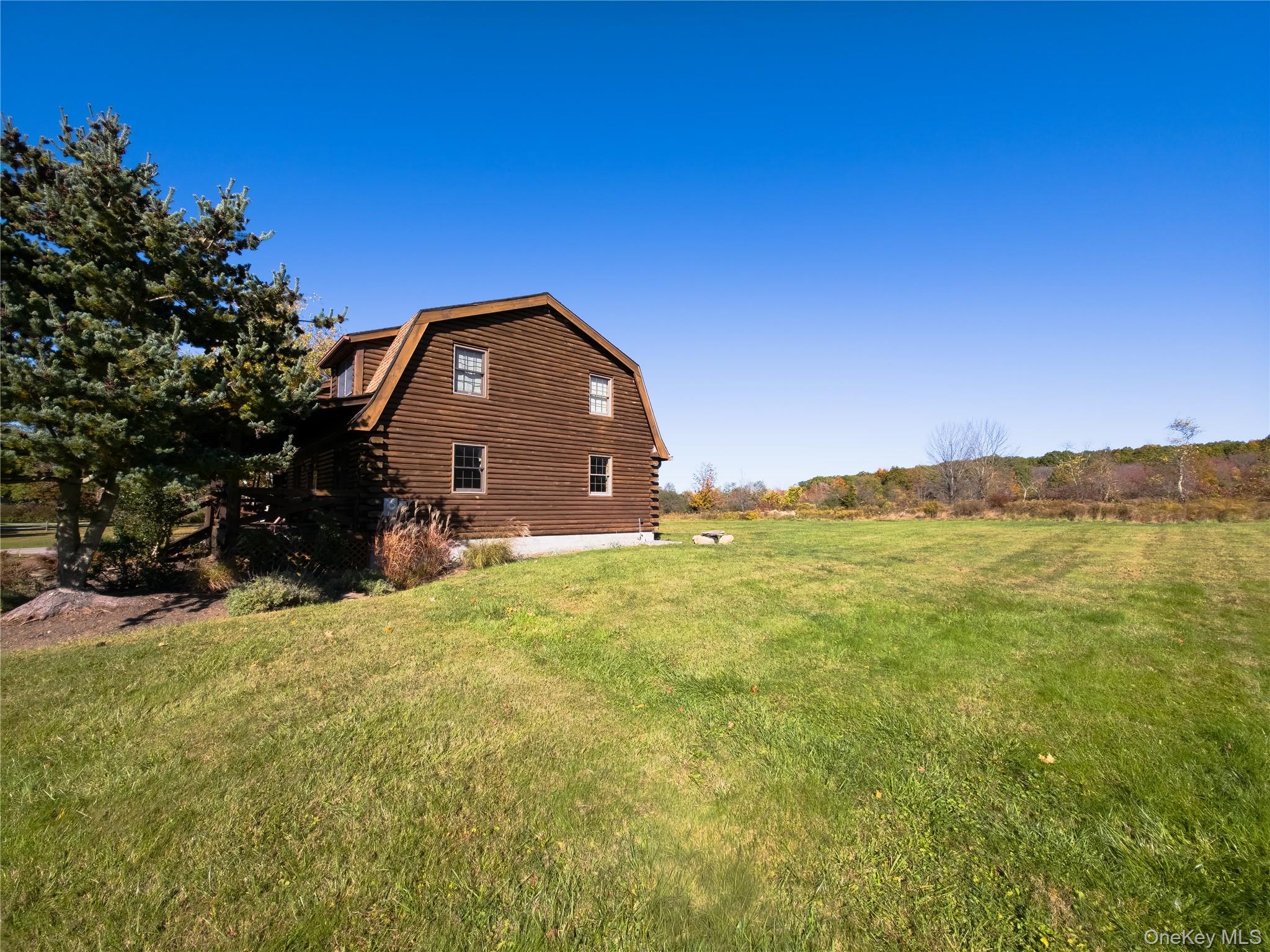 618 Clapp Hill Road, Lagrangeville, NY 12540