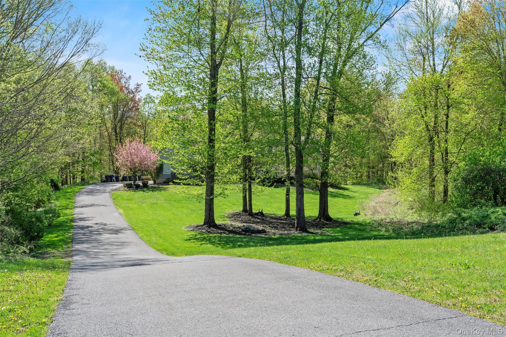 10 Damian Court, Chester, NY 10918