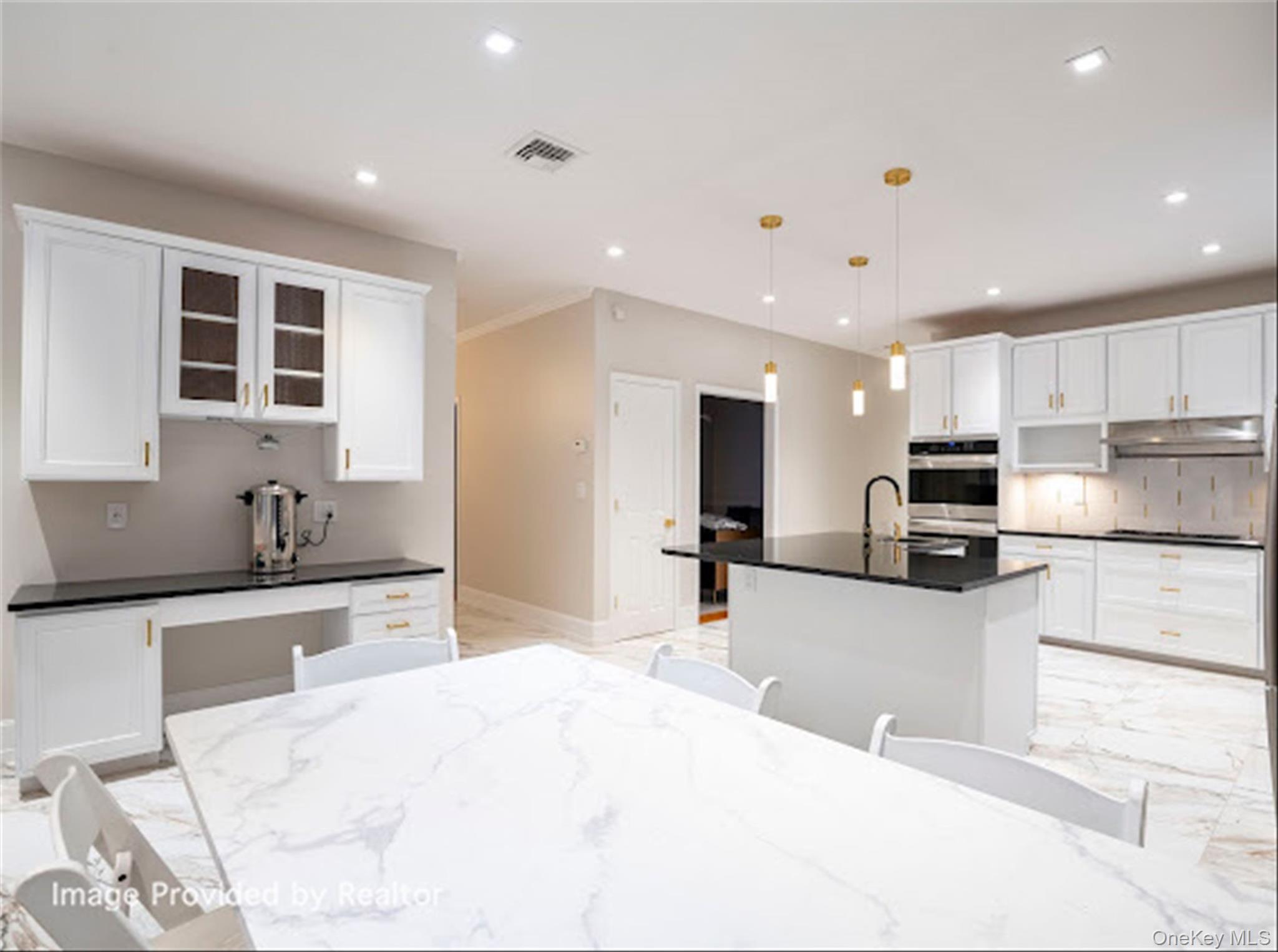 10 Damian Court, Chester, NY 10918