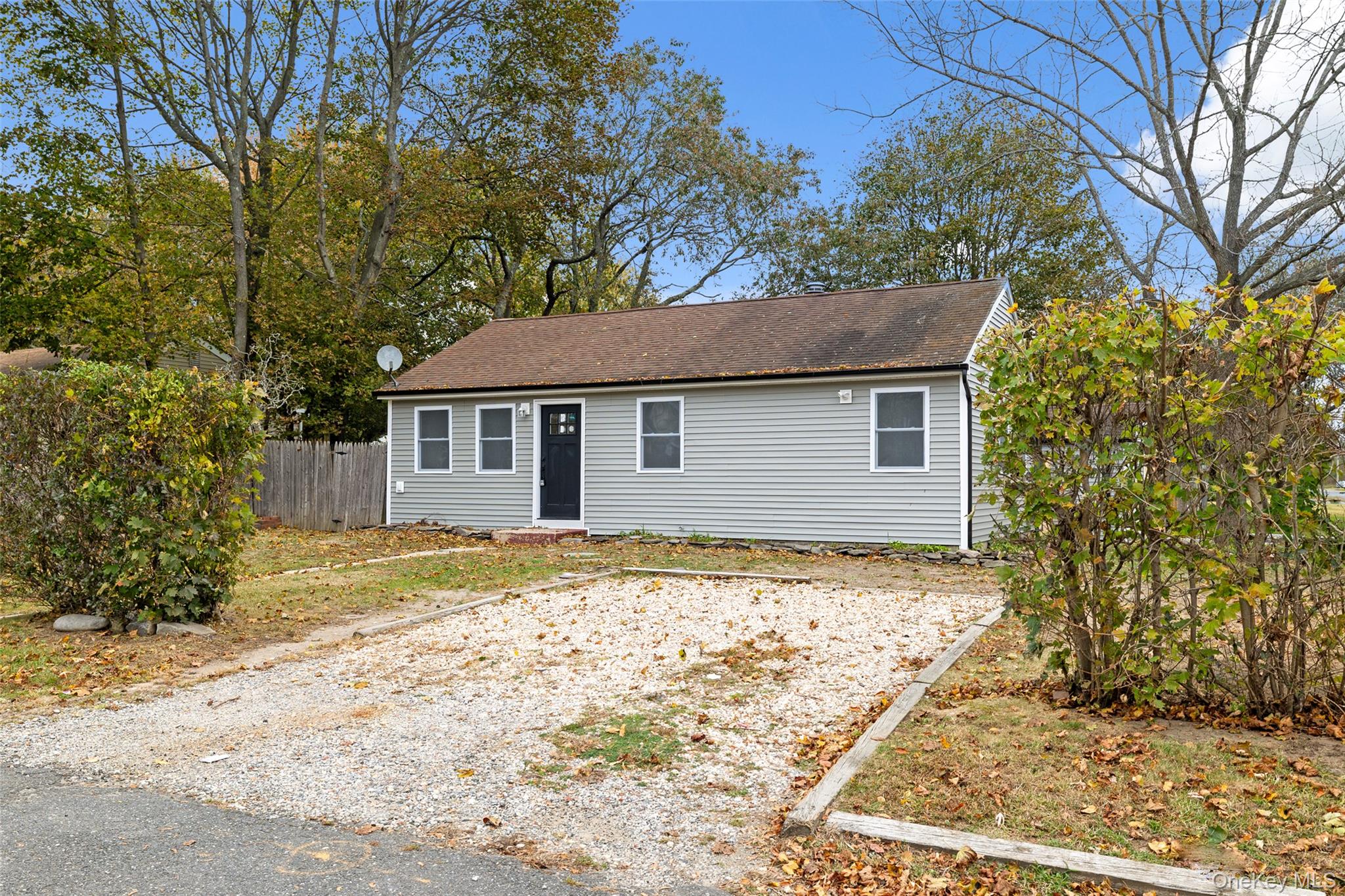 803 Meade Avenue, Bellport, NY 11713