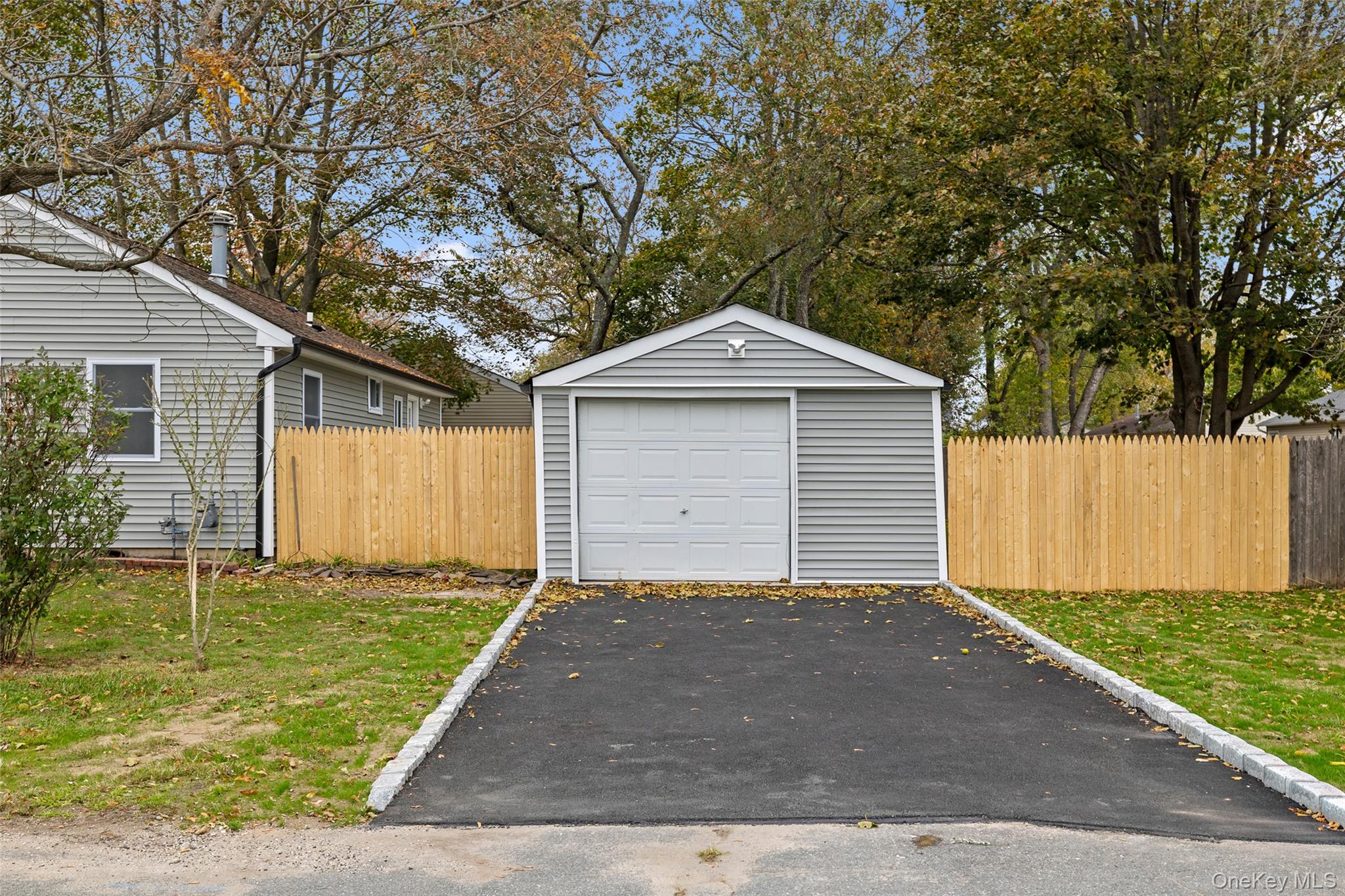 803 Meade Avenue, Bellport, NY 11713