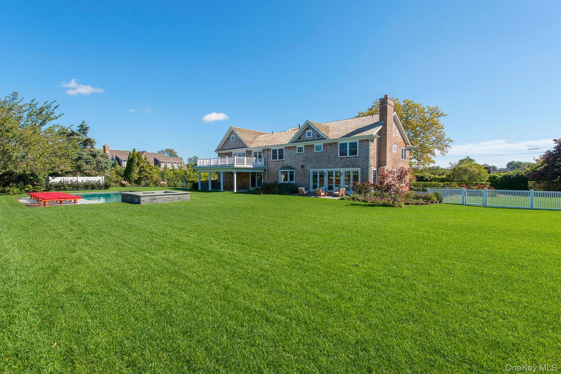 94 Kellis Pond Lane, Bridgehampton, NY 11932