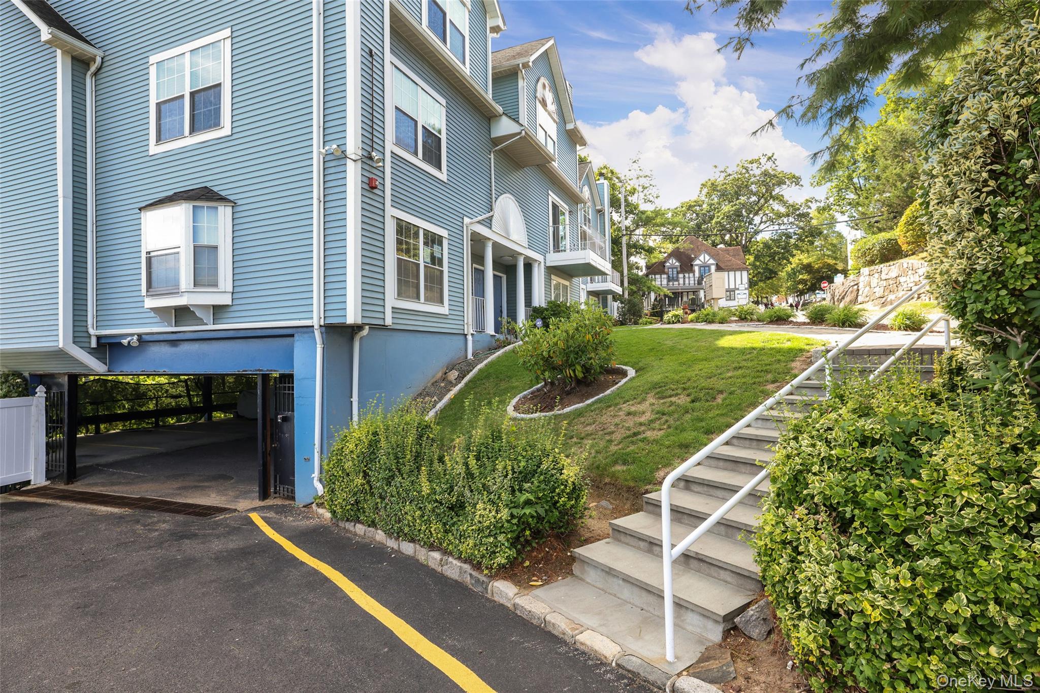 2 Nob Hill Drive, Elmsford, NY 10523