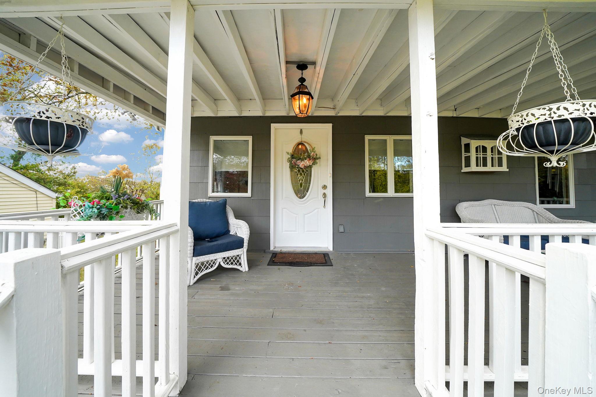 10 Siracusa Boulevard, Smithtown, NY 11787