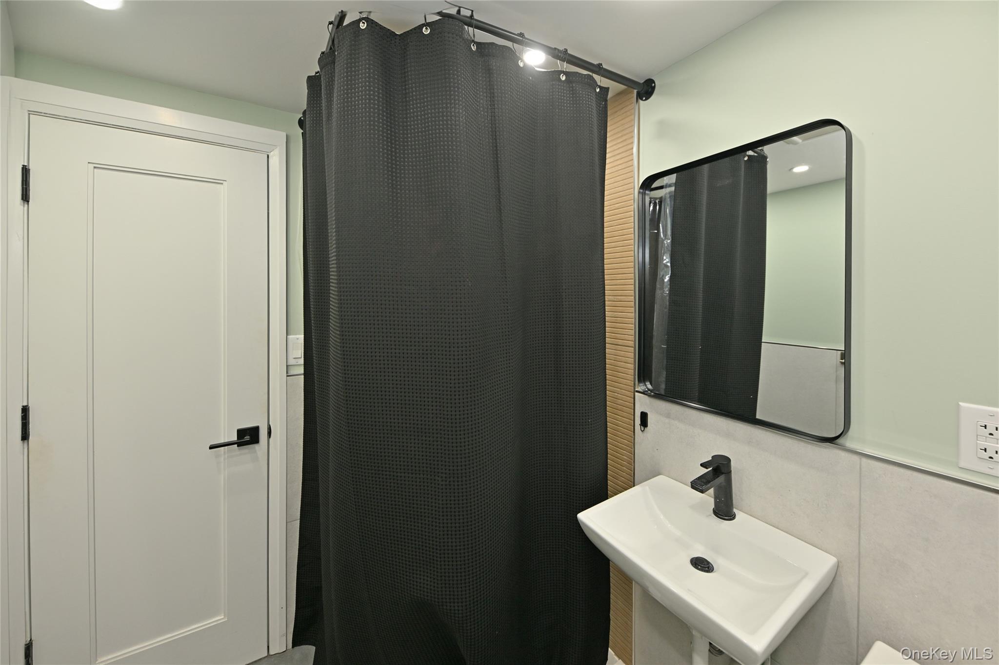 7 Charlotte Drive, Spring Valley, NY 10977