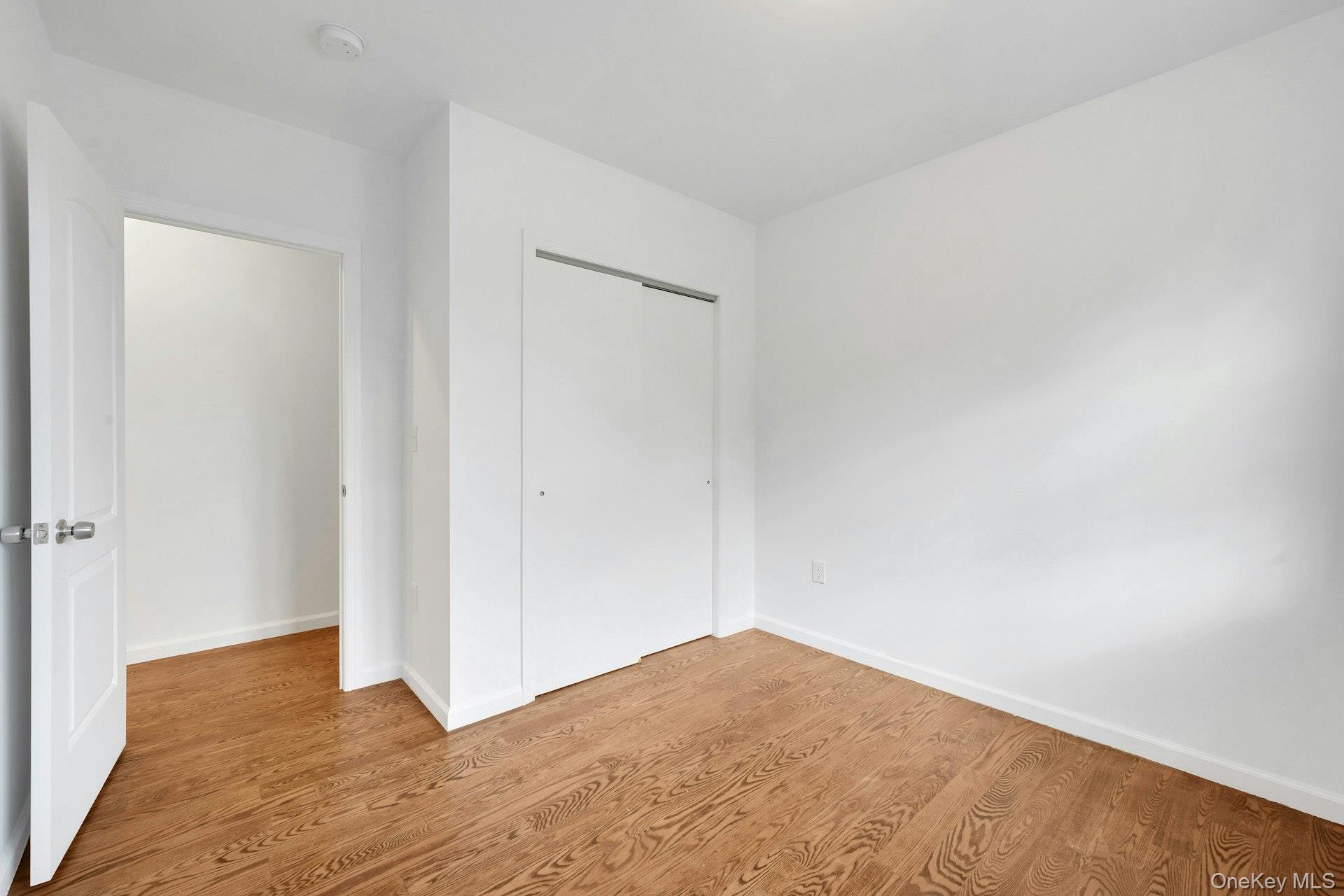 820 Hollywood Avenue, Bronx, NY 10465