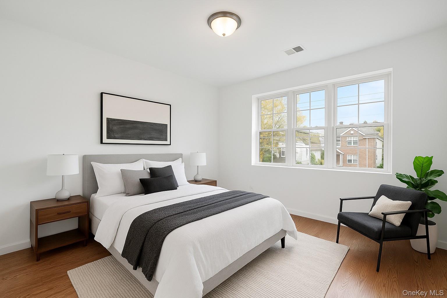 820 Hollywood Avenue, Bronx, NY 10465