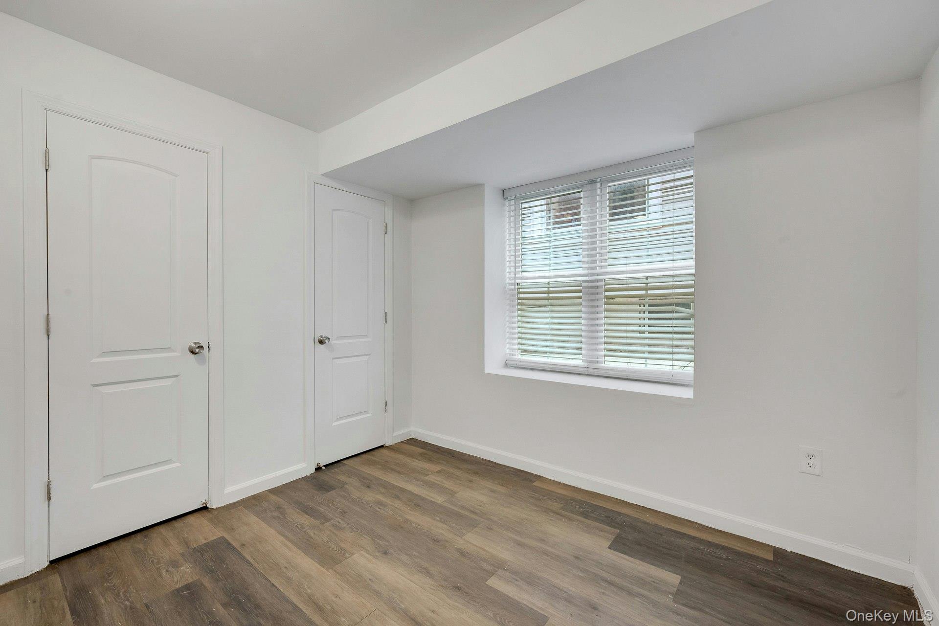 820 Hollywood Avenue, Bronx, NY 10465