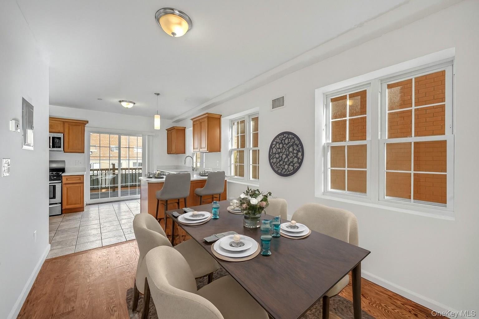 822 Hollywood Avenue, Bronx, NY 10465