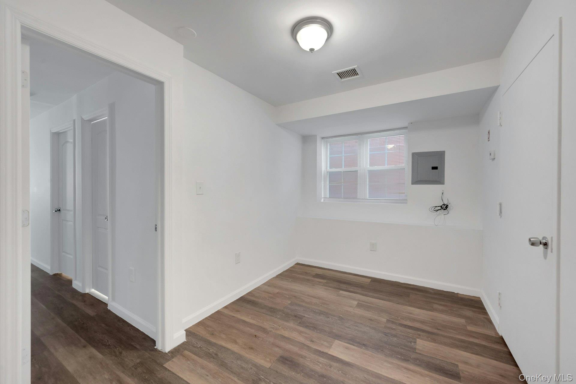 822 Hollywood Avenue, Bronx, NY 10465