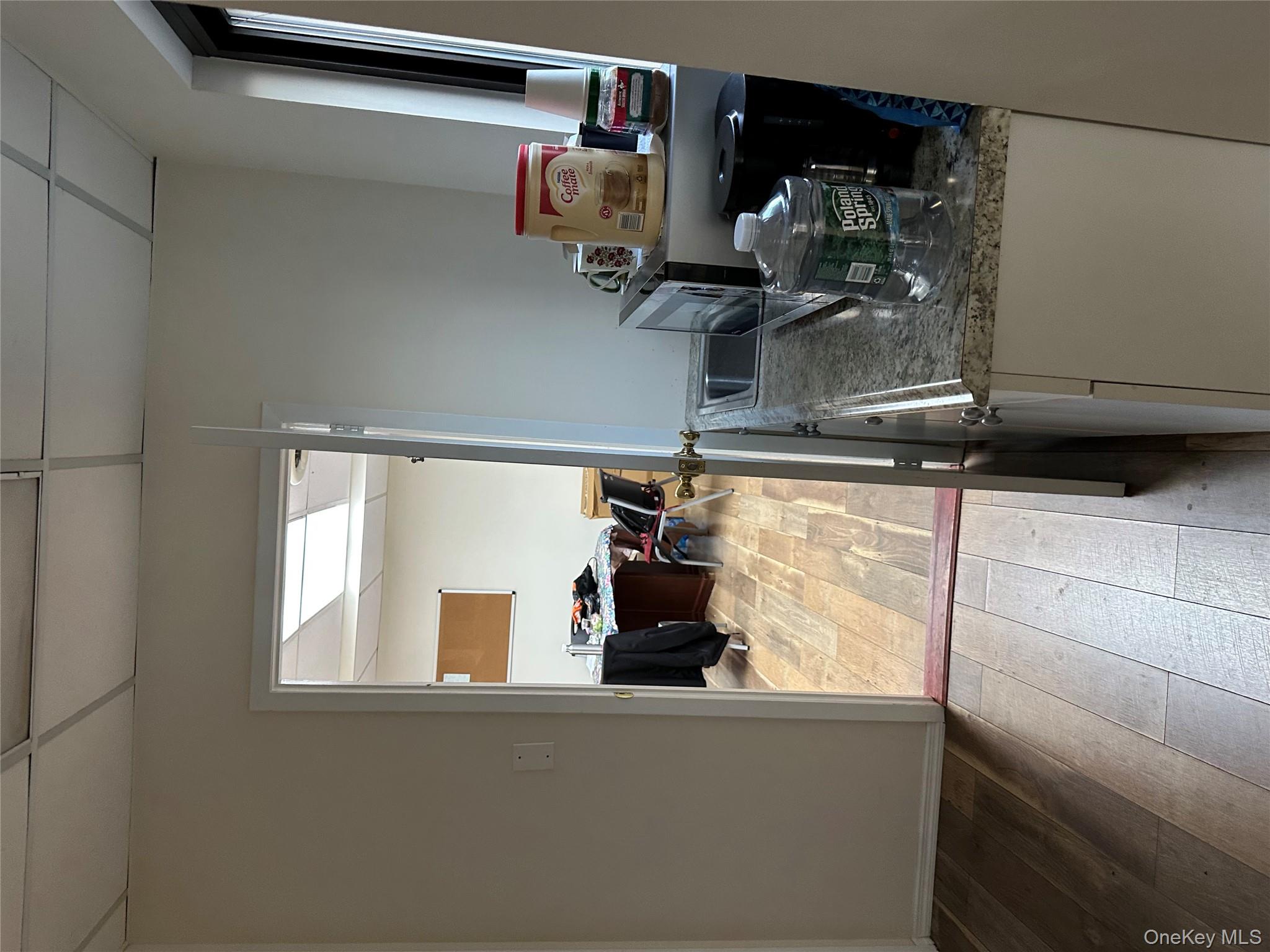 6 Tuxedo Avenue, New Hyde Park, NY 11040