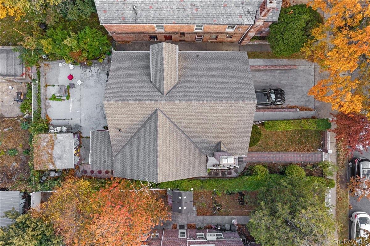 945 E 222nd Street, Bronx, NY 10469