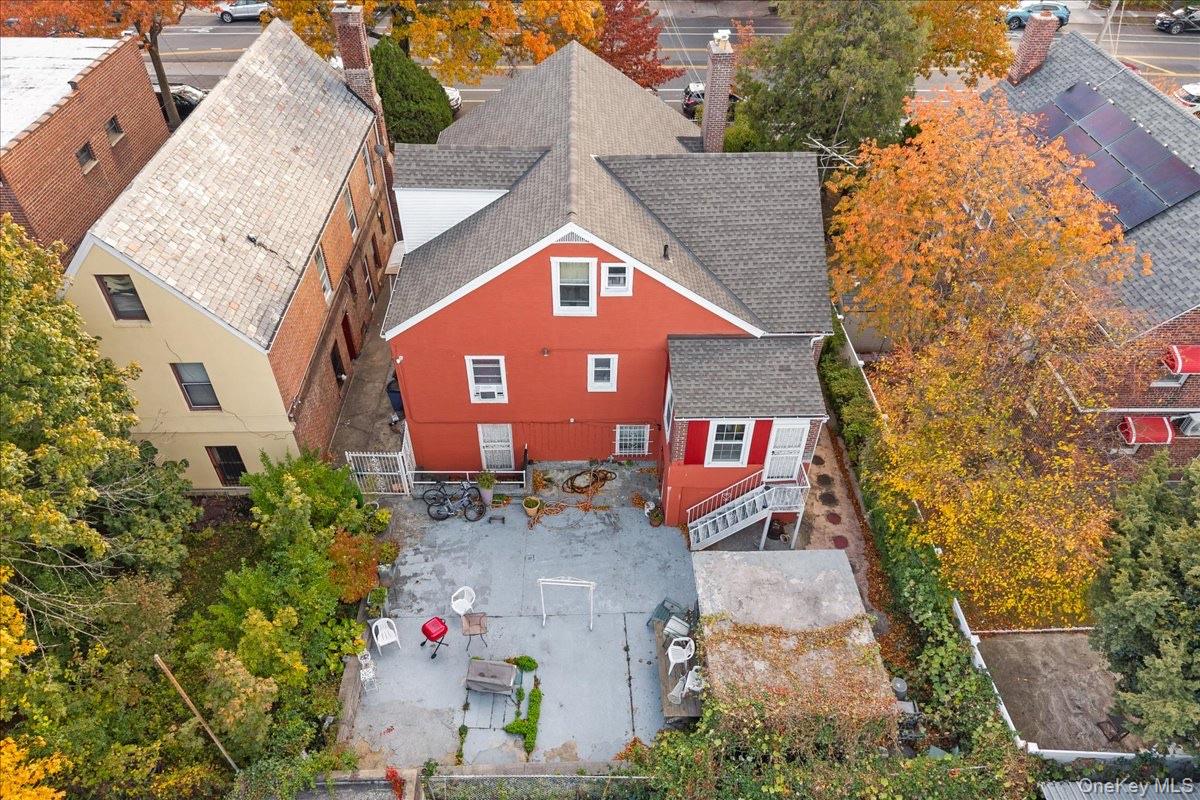 945 E 222nd Street, Bronx, NY 10469