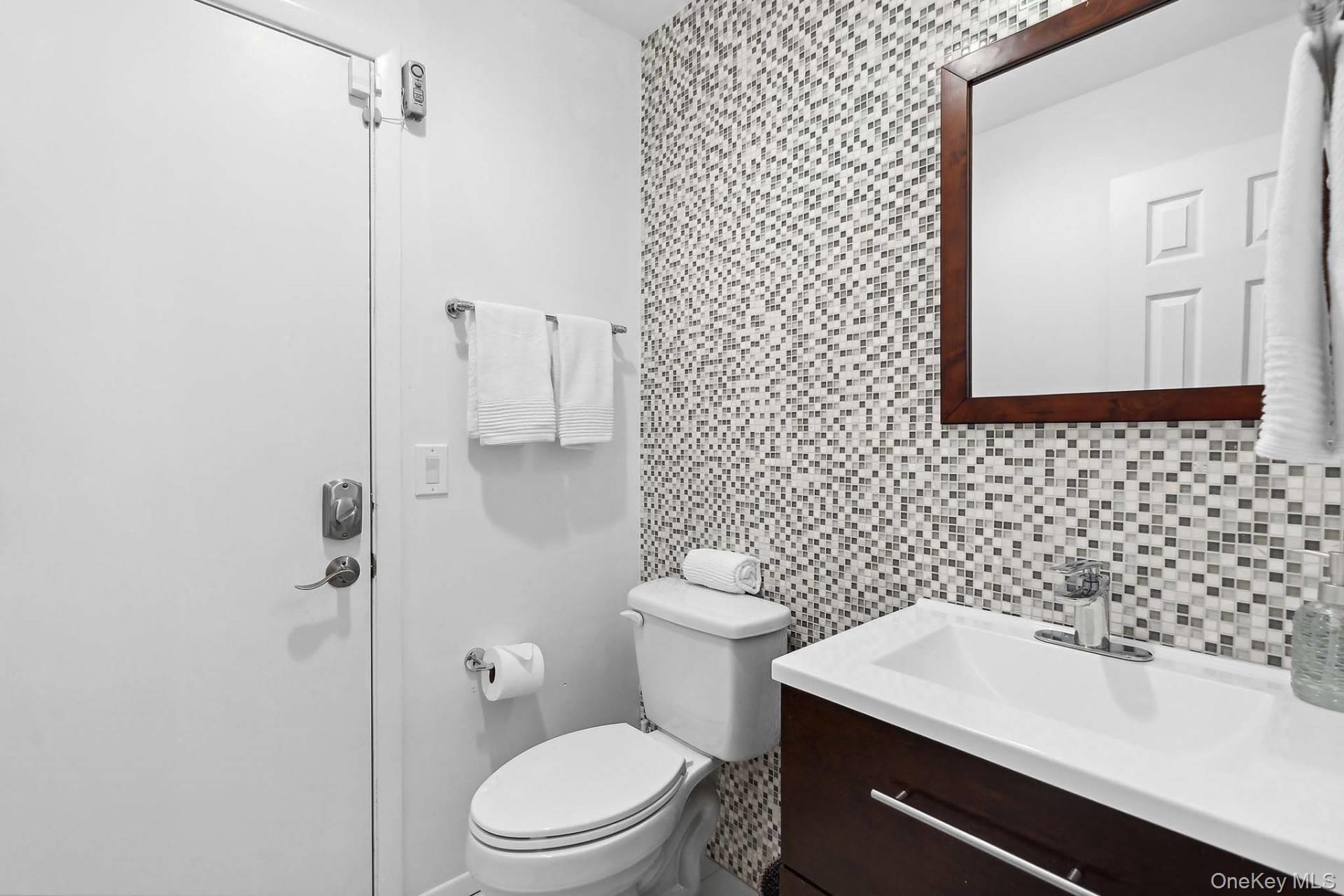 12 Blueberry Court, East Quogue, NY 11942