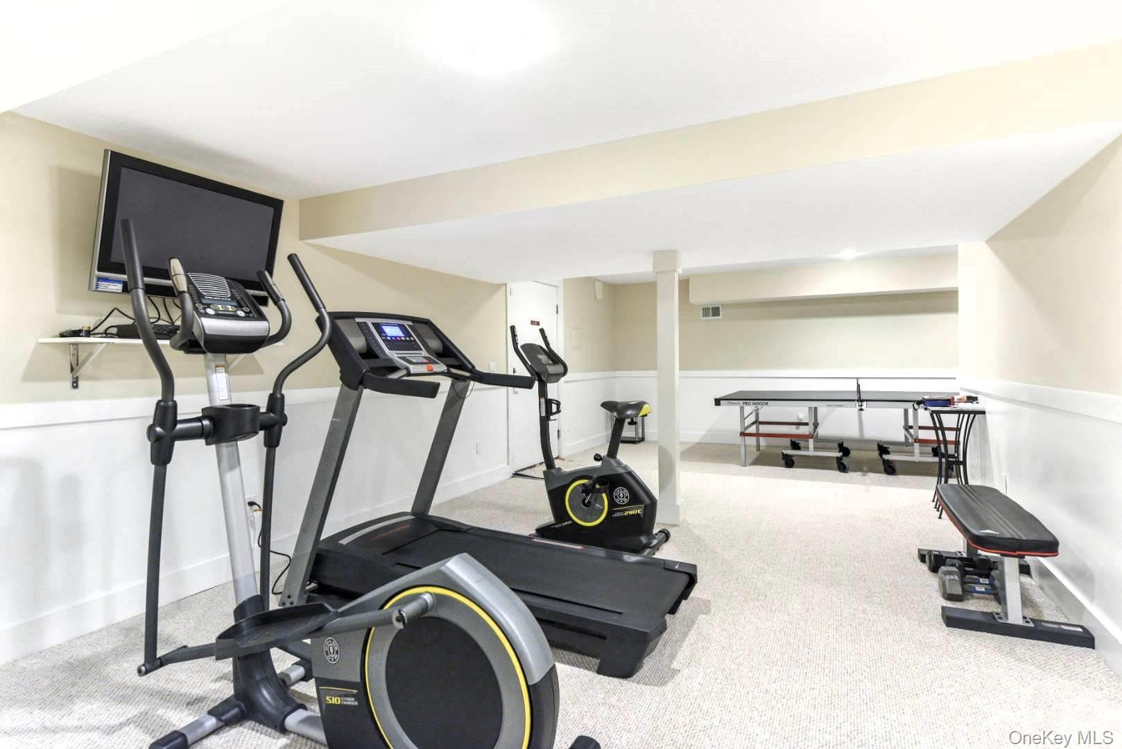 12 Blueberry Court, East Quogue, NY 11942