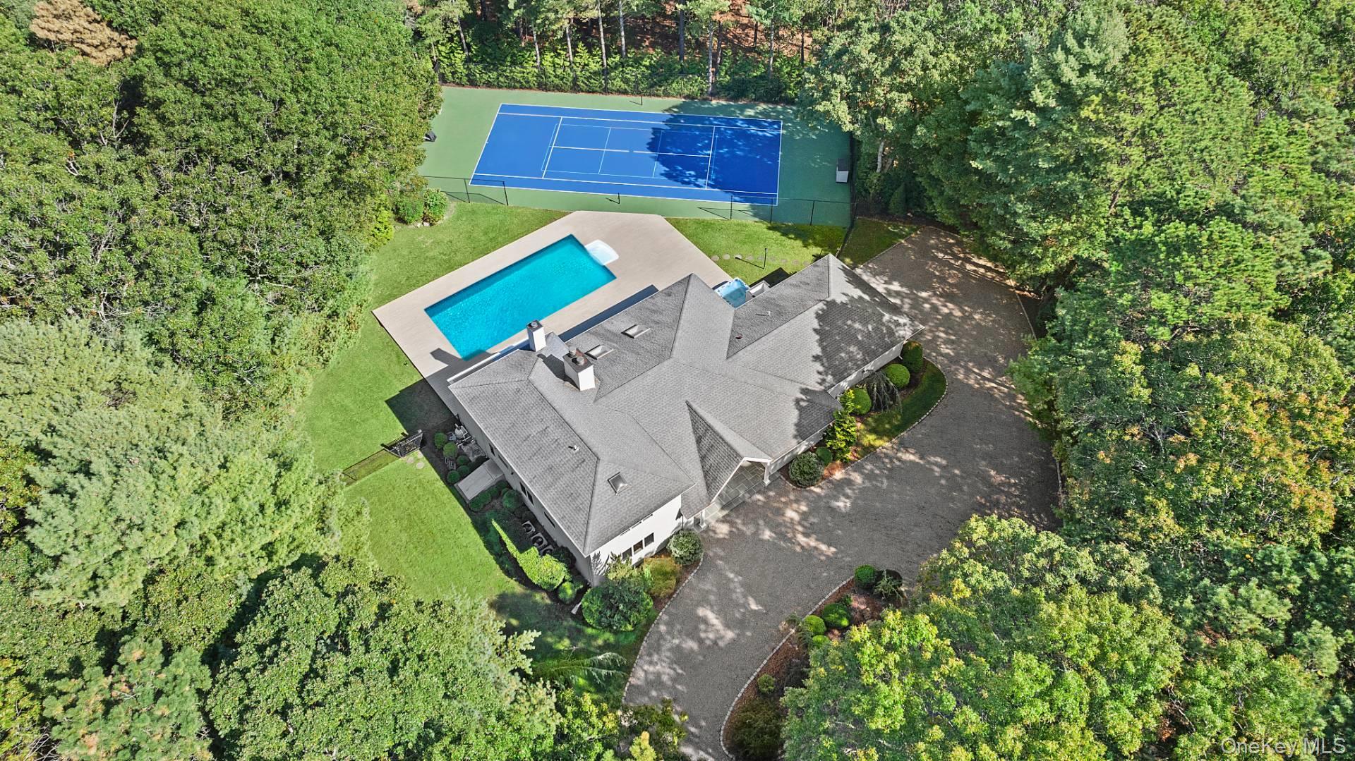 12 Blueberry Court, East Quogue, NY 11942