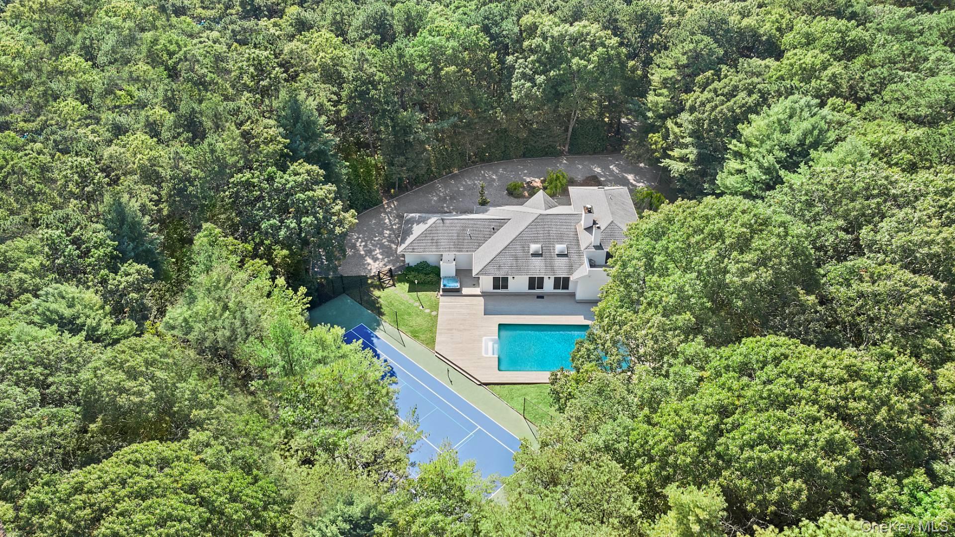 12 Blueberry Court, East Quogue, NY 11942