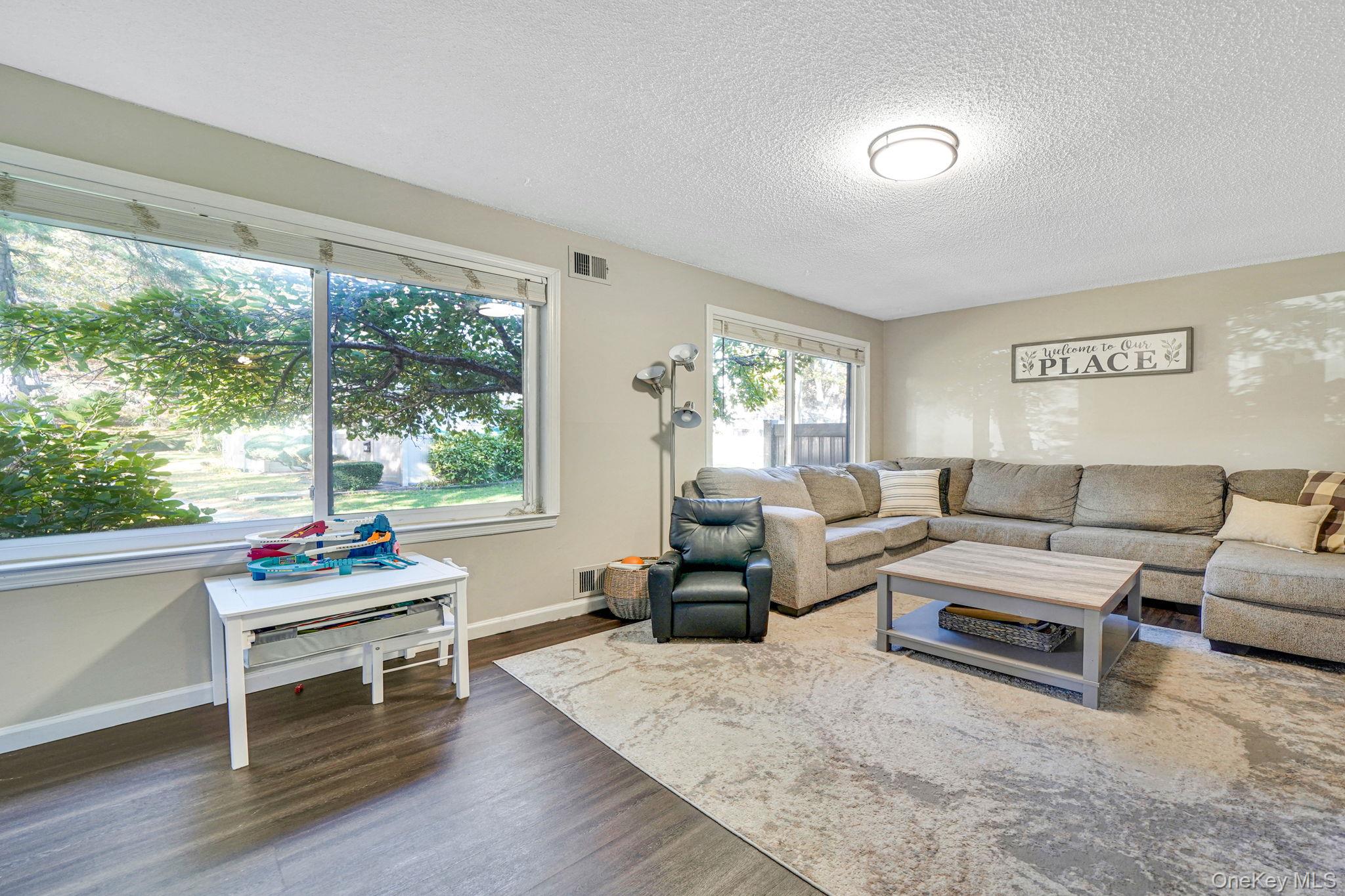 227 Springmeadow Drive # B, Holbrook, NY 11741