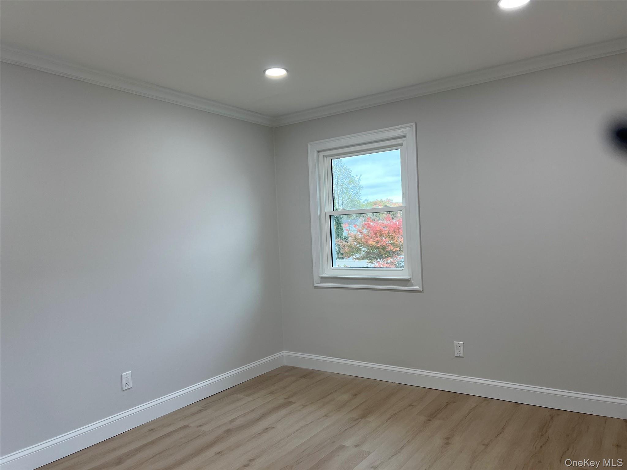 683 Old Bethpage Road, Plainview, NY 11804