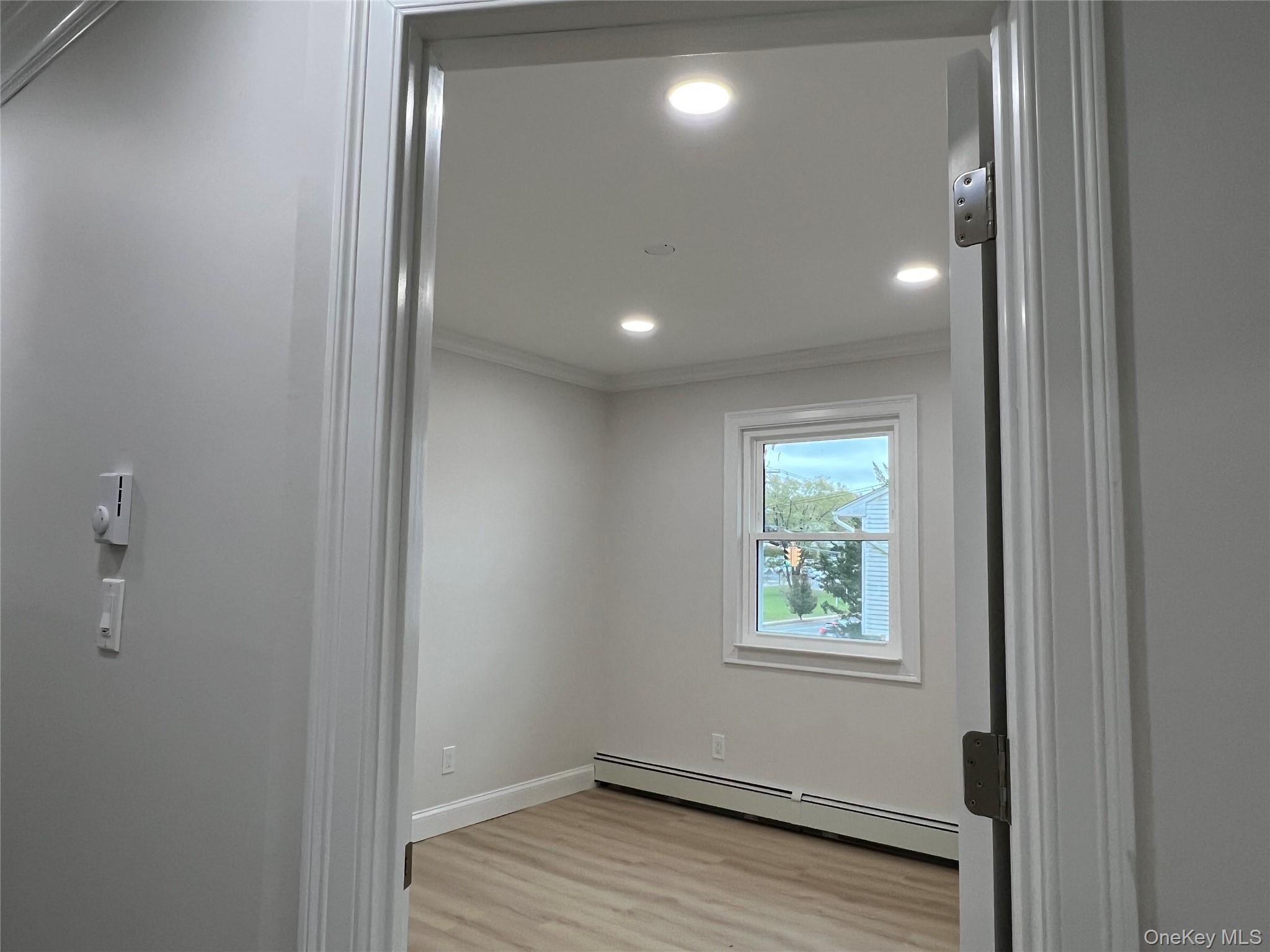 683 Old Bethpage Road, Plainview, NY 11804