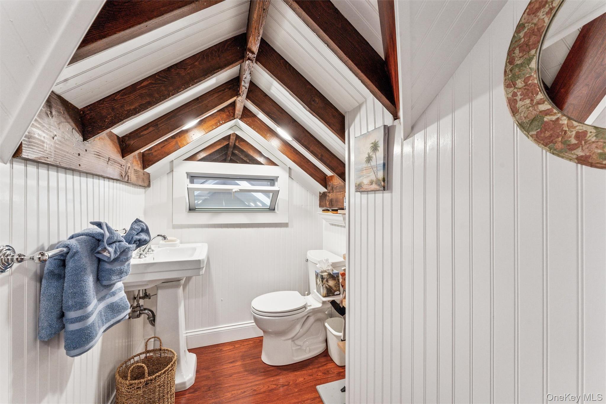 414 Main Street, Quiogue, NY 11978