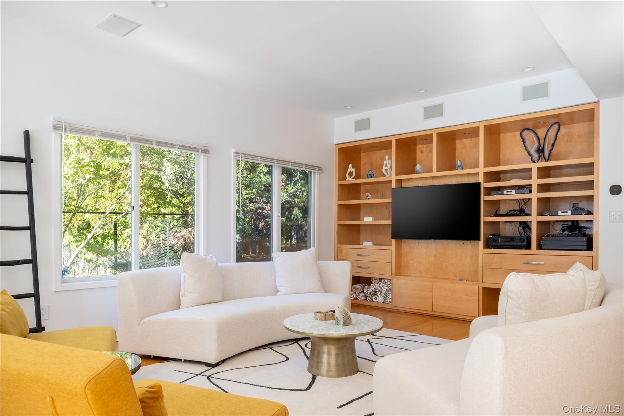 15 Pheasant Run, Quogue, NY 11959