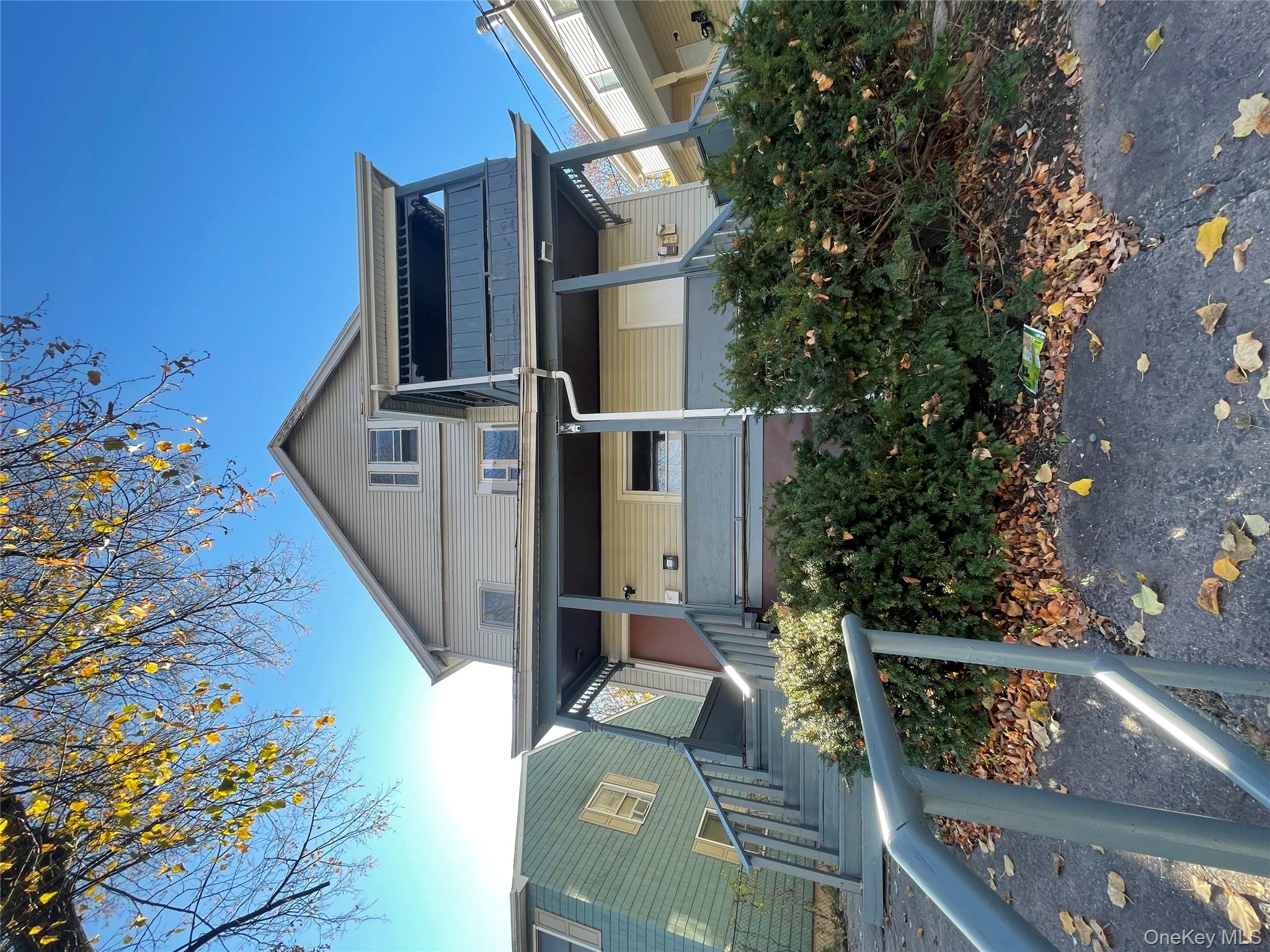 31-33 Elmer Street # 3rd Floor, Call Listing Agent, CT 06120