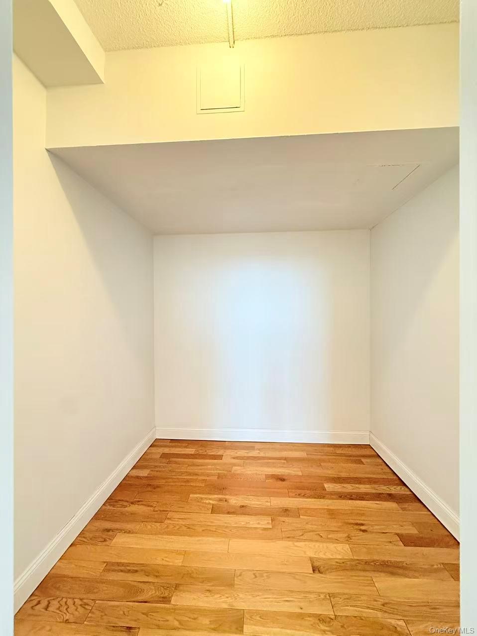 2 Bay Club Drive # PHJ, Bayside, NY 11360