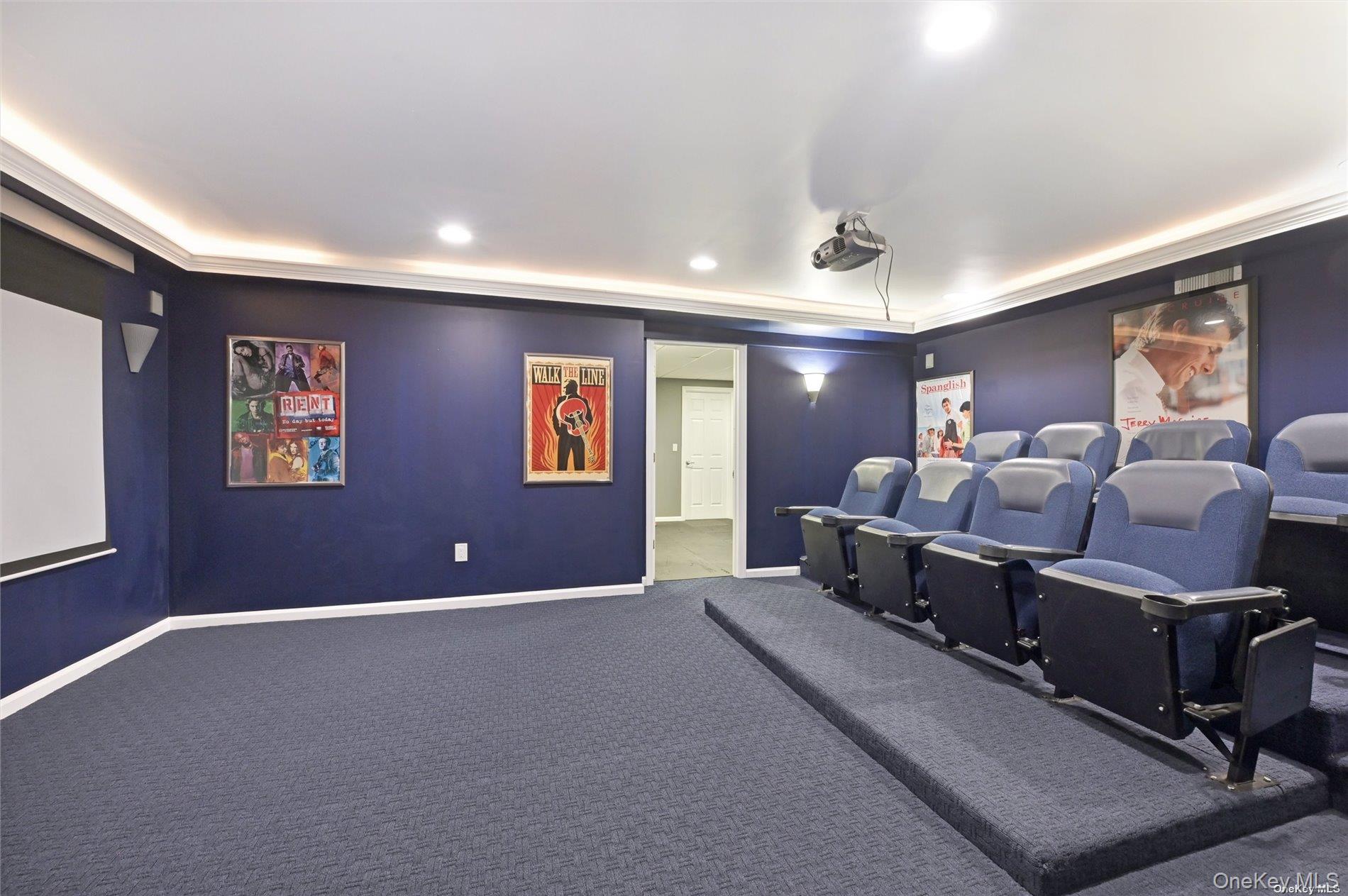 16 Laila Lane, Remsenburg, NY 11960