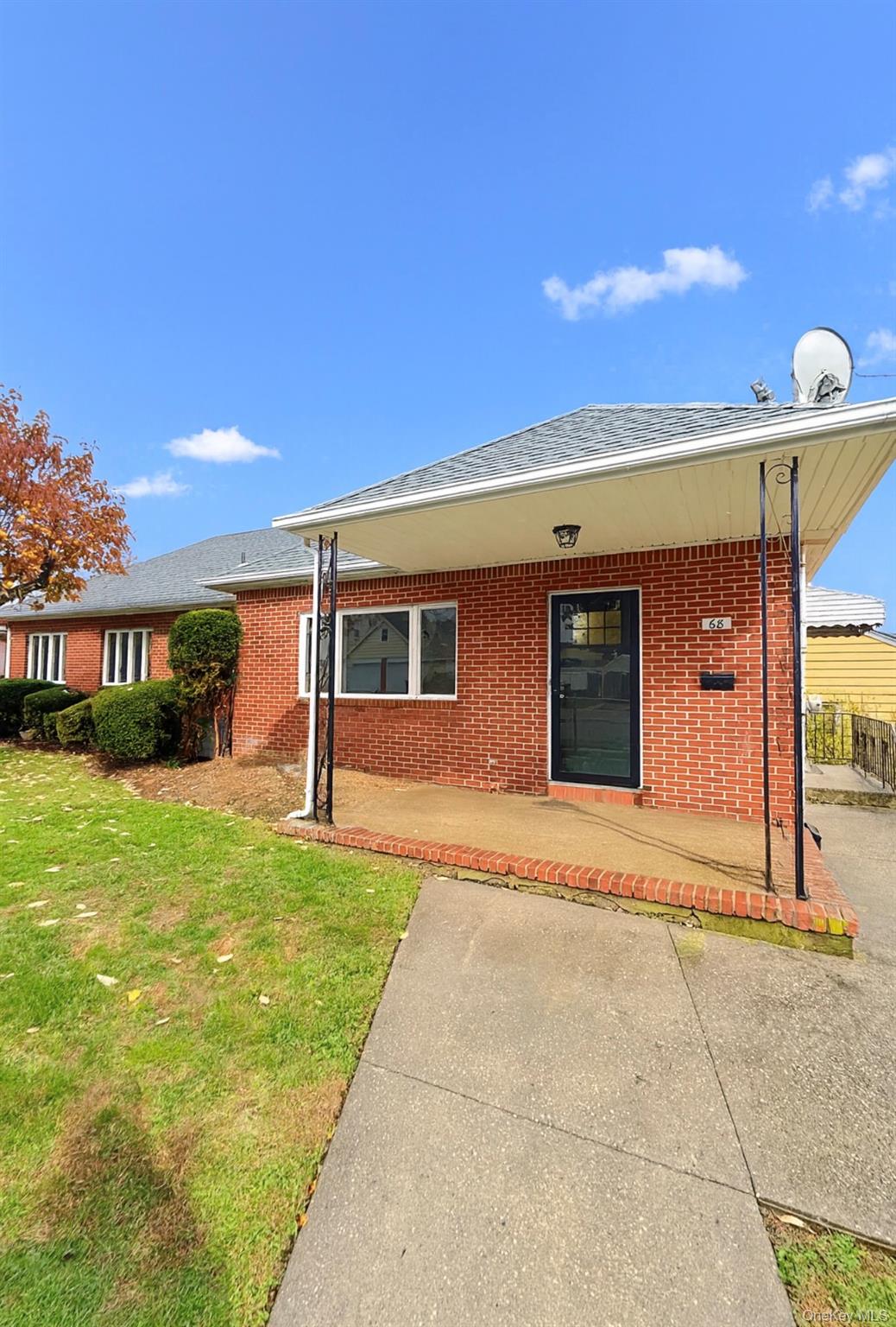 68 Wolfle Street, Glen Cove, NY 11542