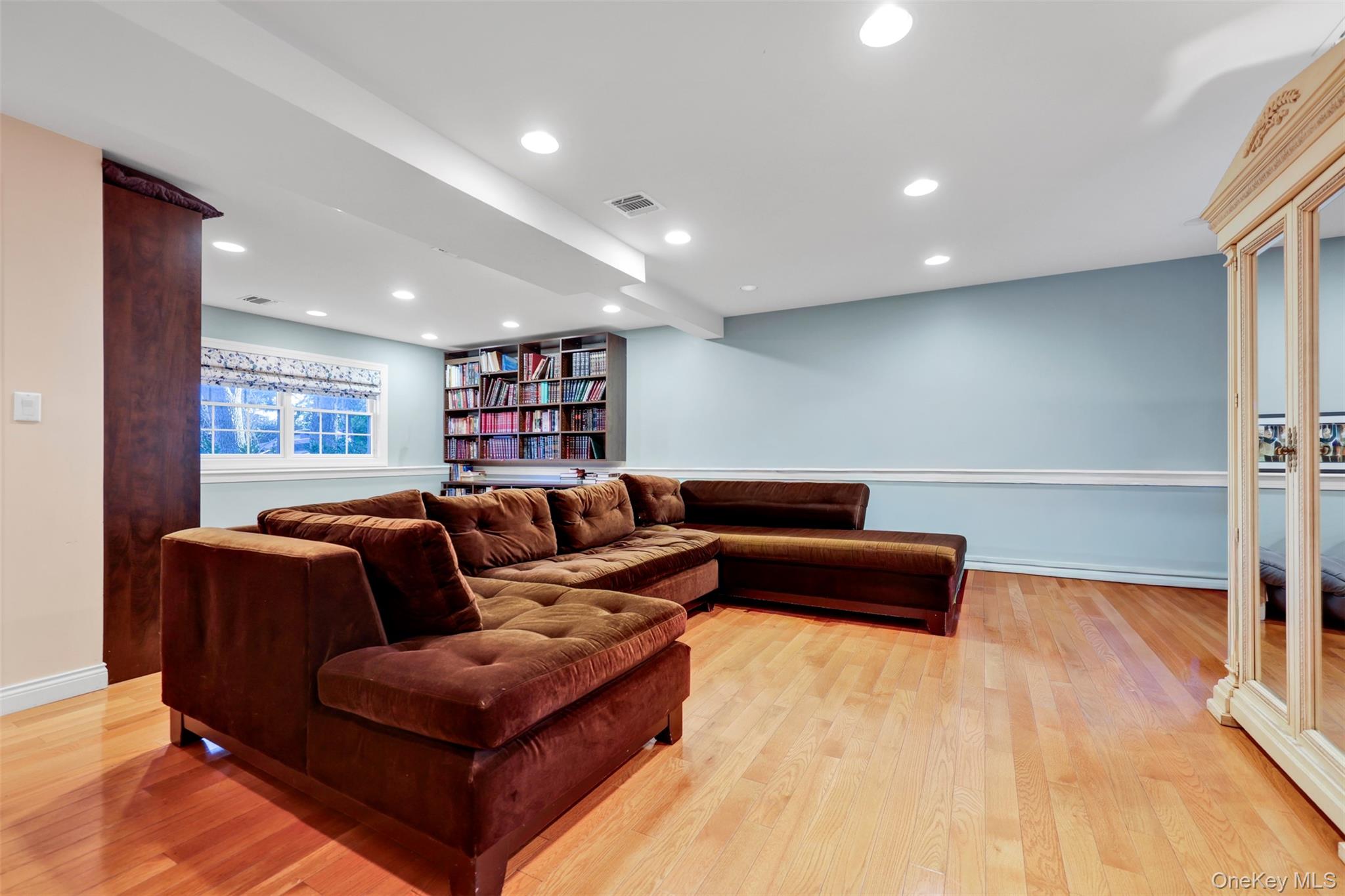 3 Kakiat Lane, Spring Valley, NY 10977