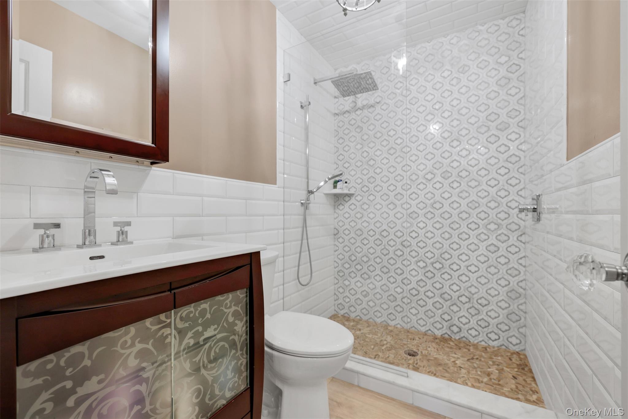 3 Kakiat Lane, Spring Valley, NY 10977