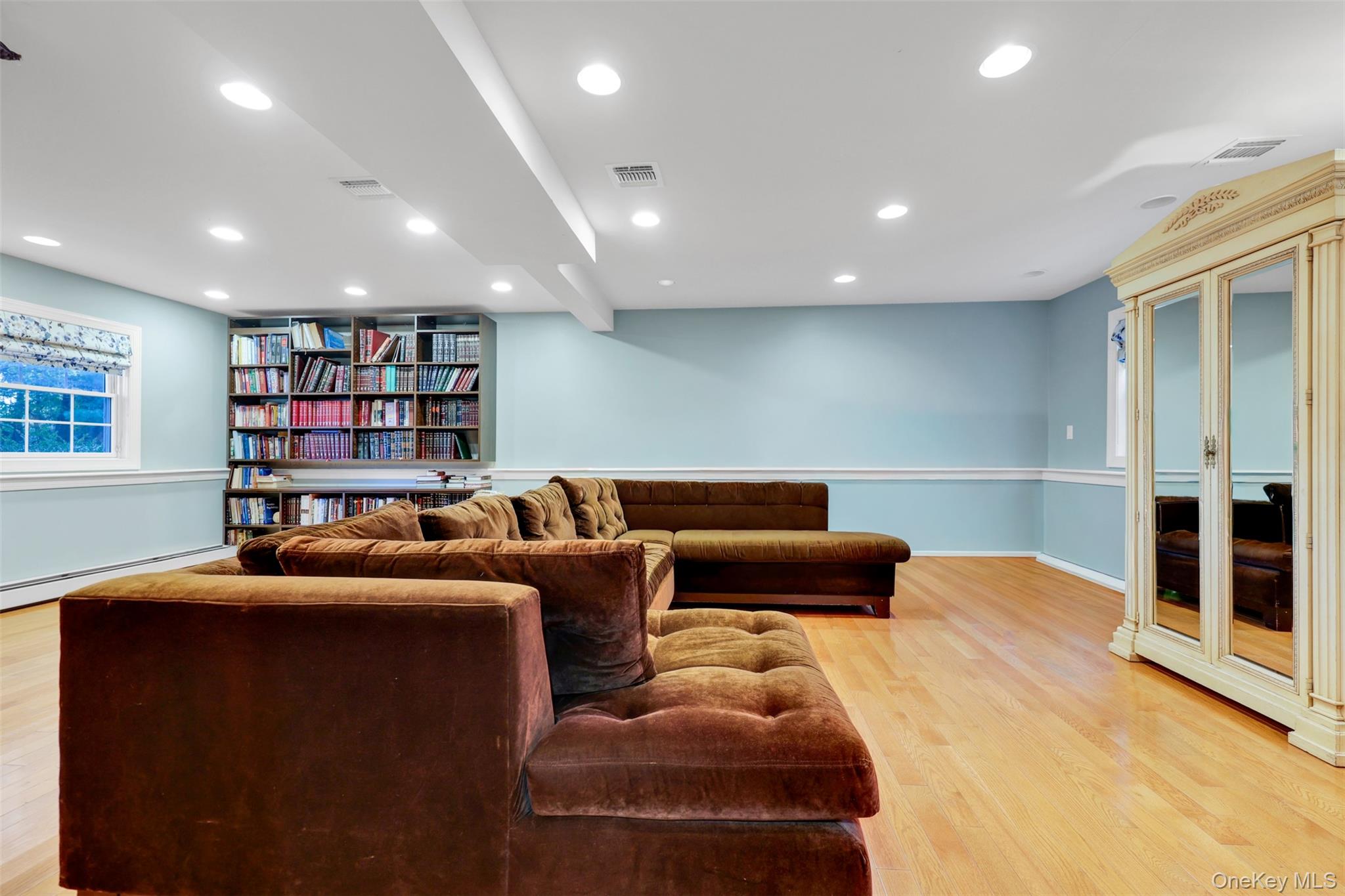 3 Kakiat Lane, Spring Valley, NY 10977