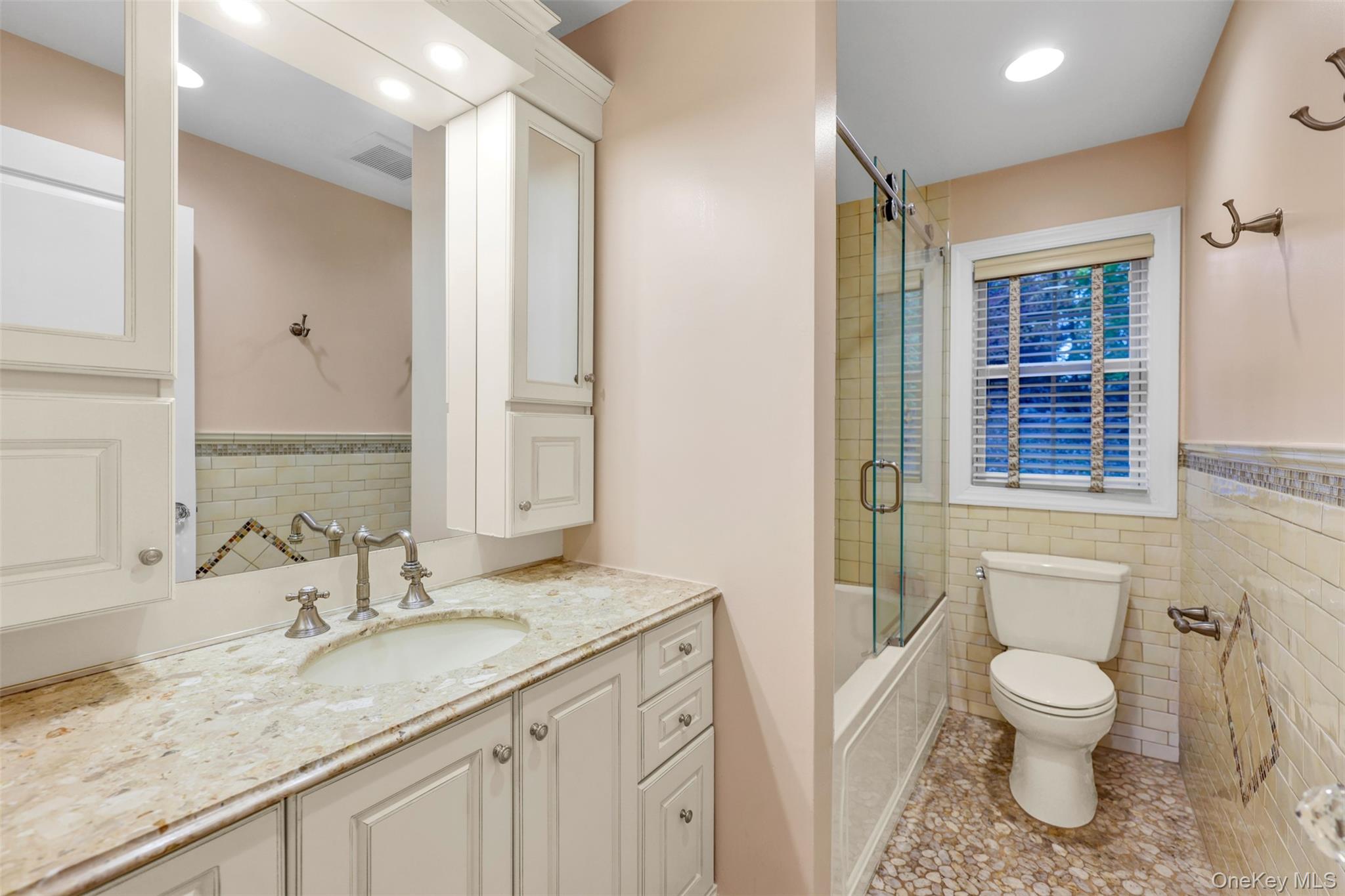 3 Kakiat Lane, Spring Valley, NY 10977