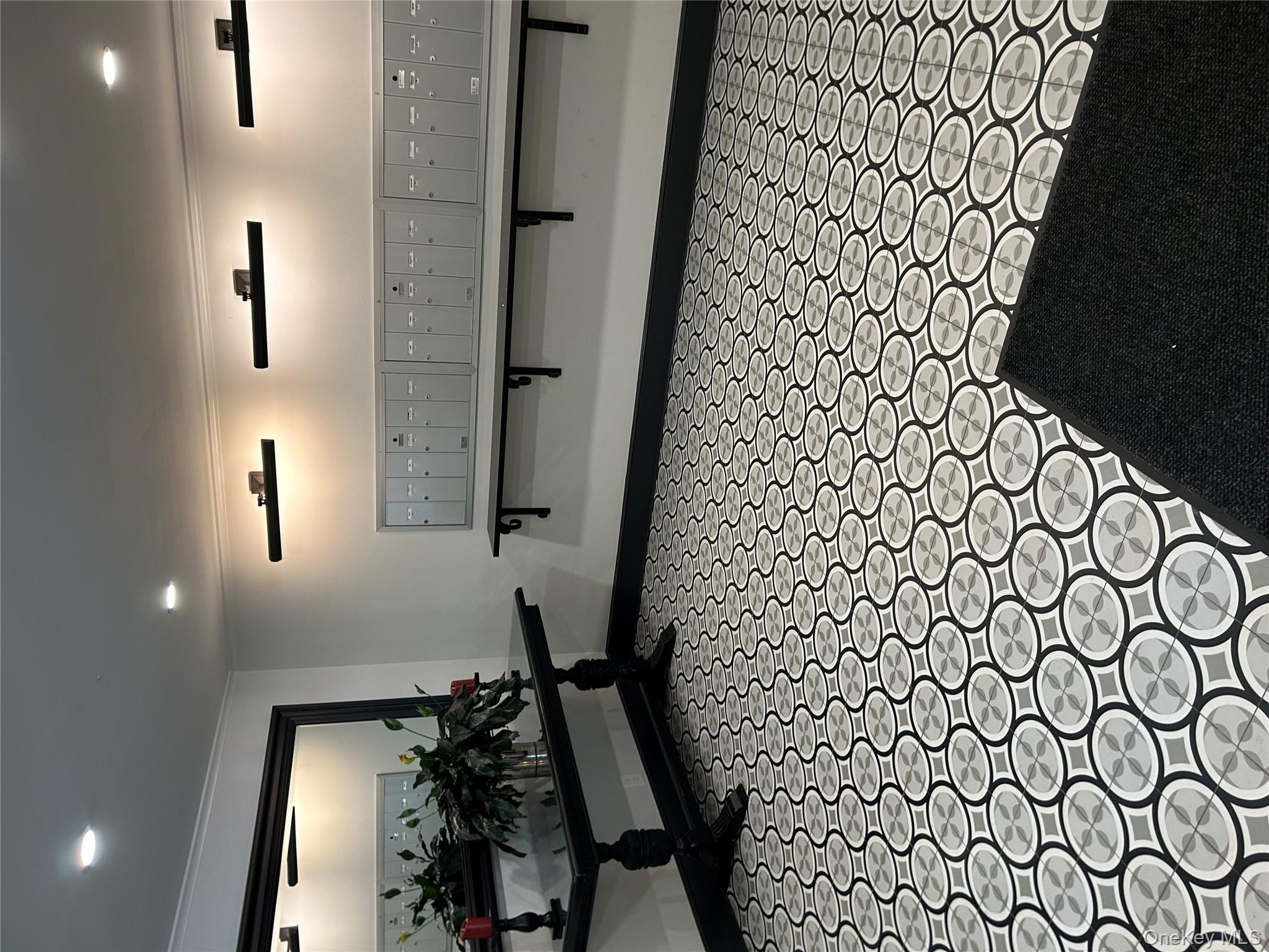 56 Pondfield Road W # 4A, Bronxville, NY 10708