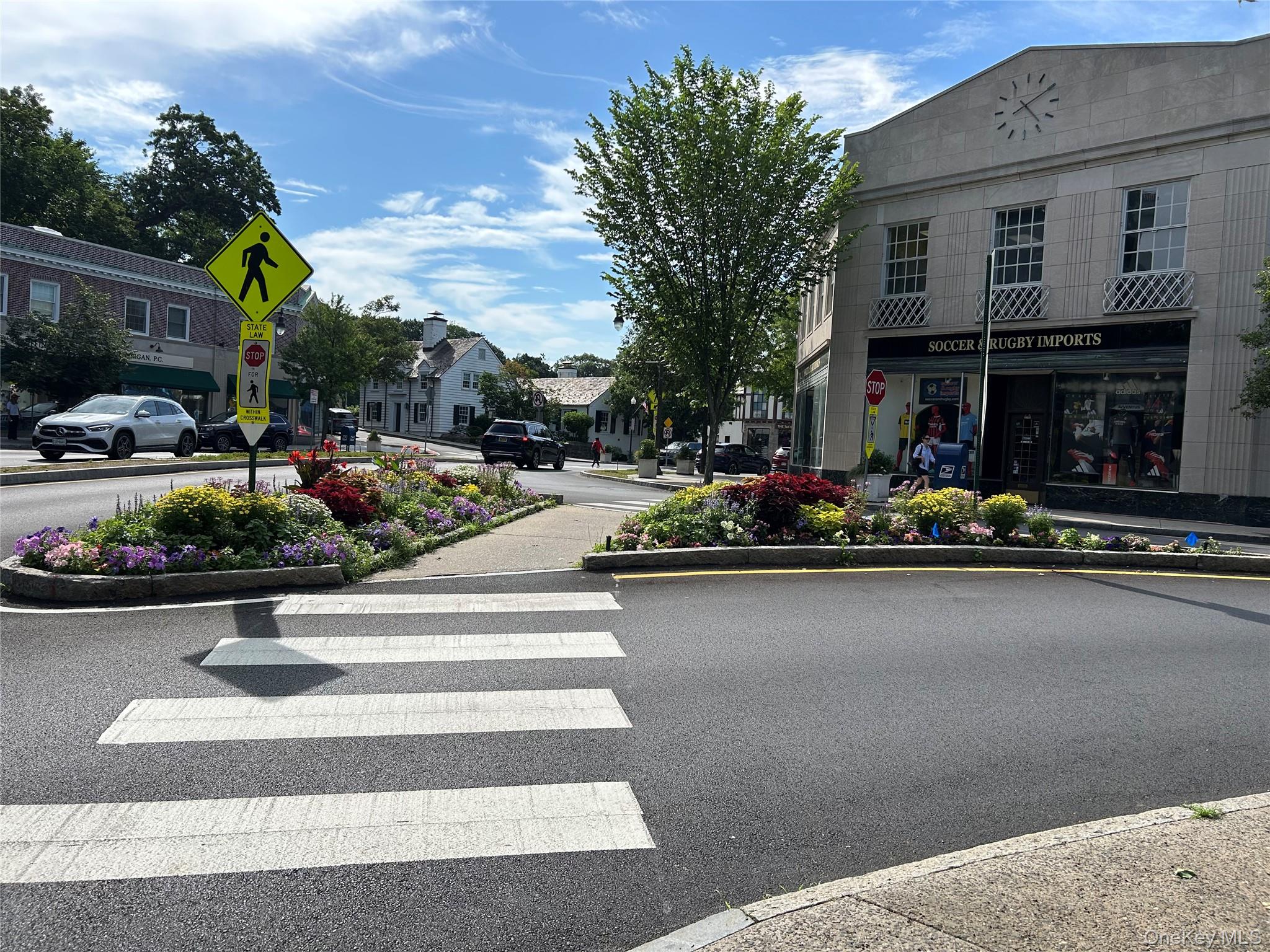 56 Pondfield Road W # 4A, Bronxville, NY 10708