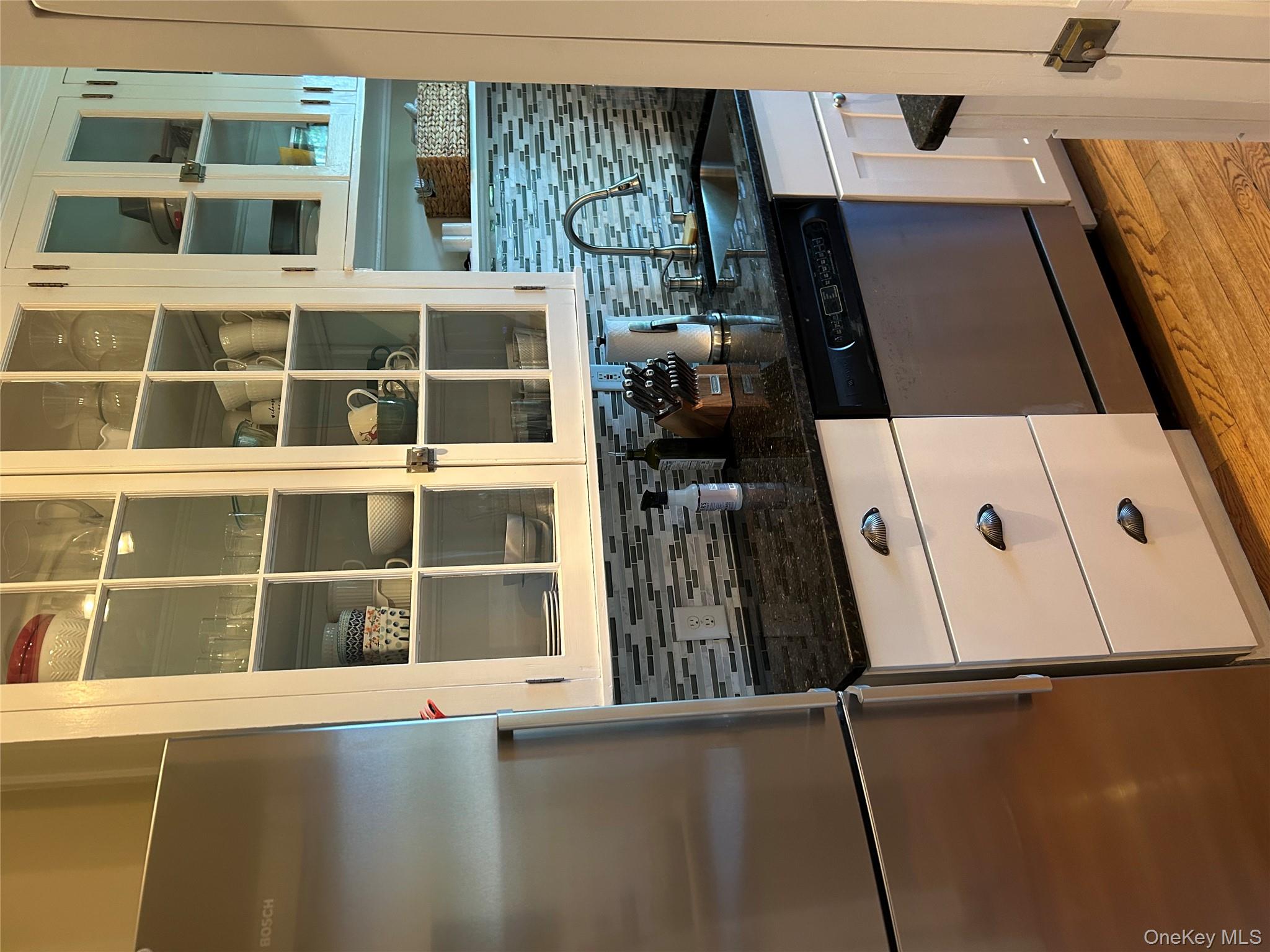 56 Pondfield Road W # 4A, Bronxville, NY 10708