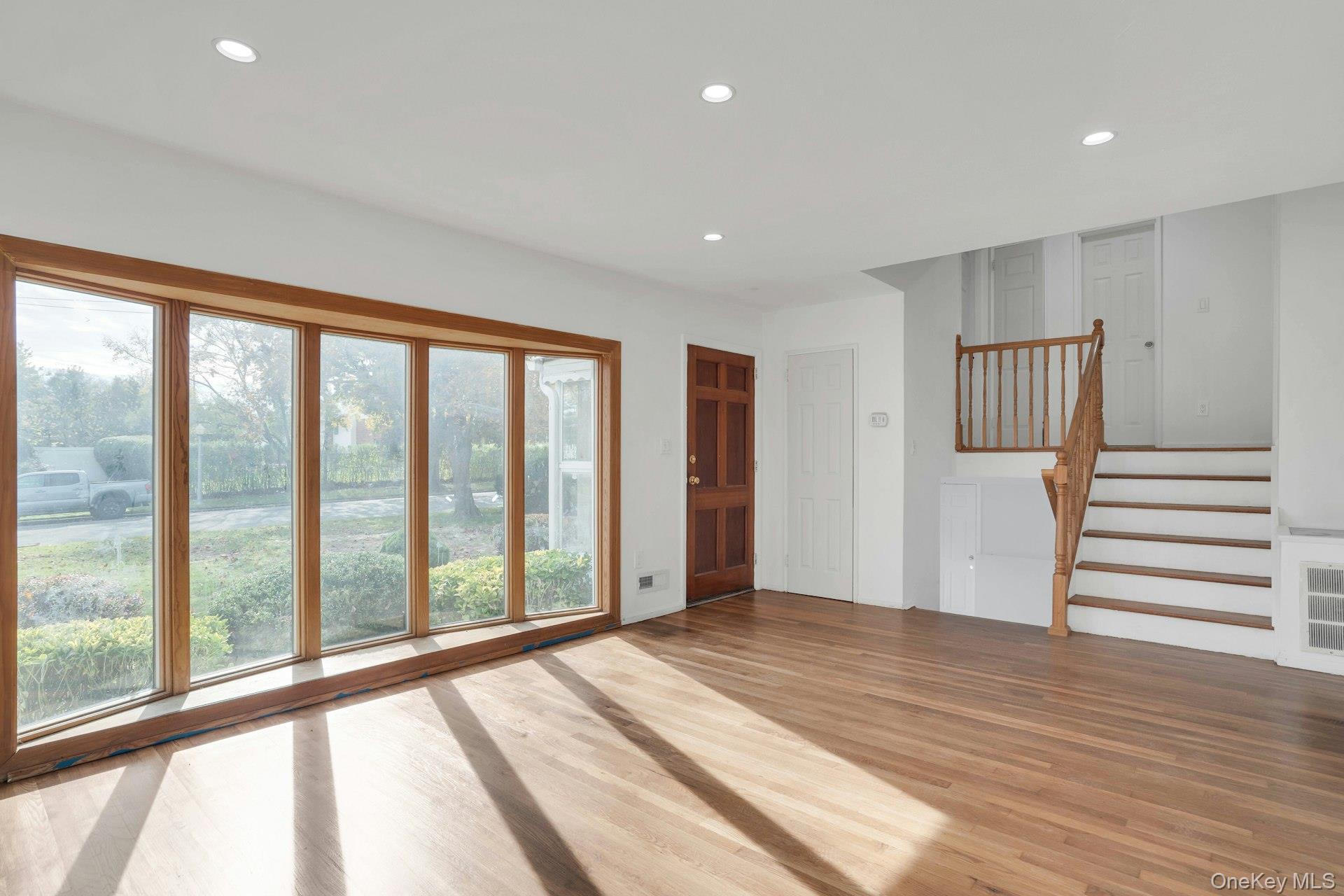 44 Delaware Avenue, Commack, NY 11725