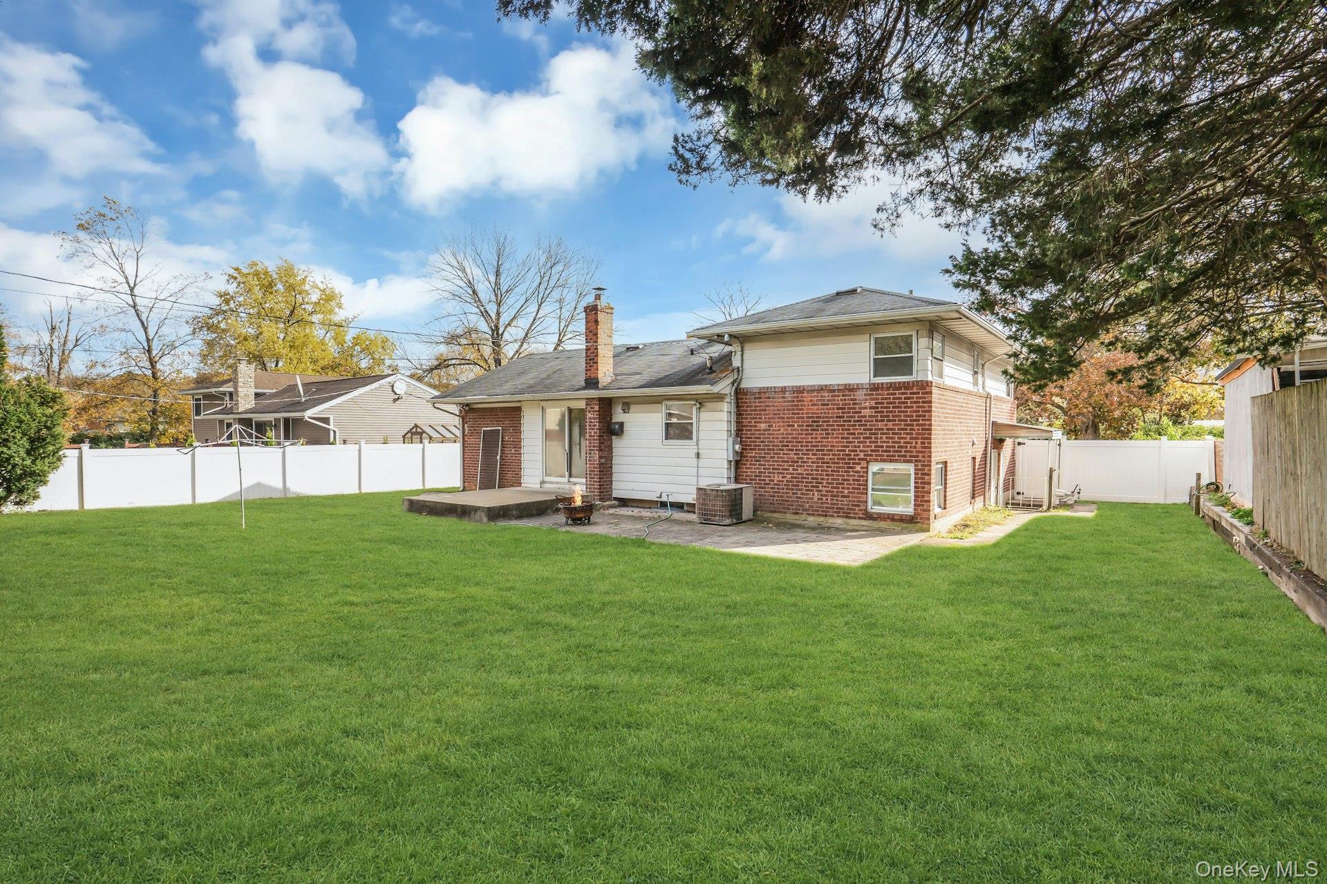 44 Delaware Avenue, Commack, NY 11725