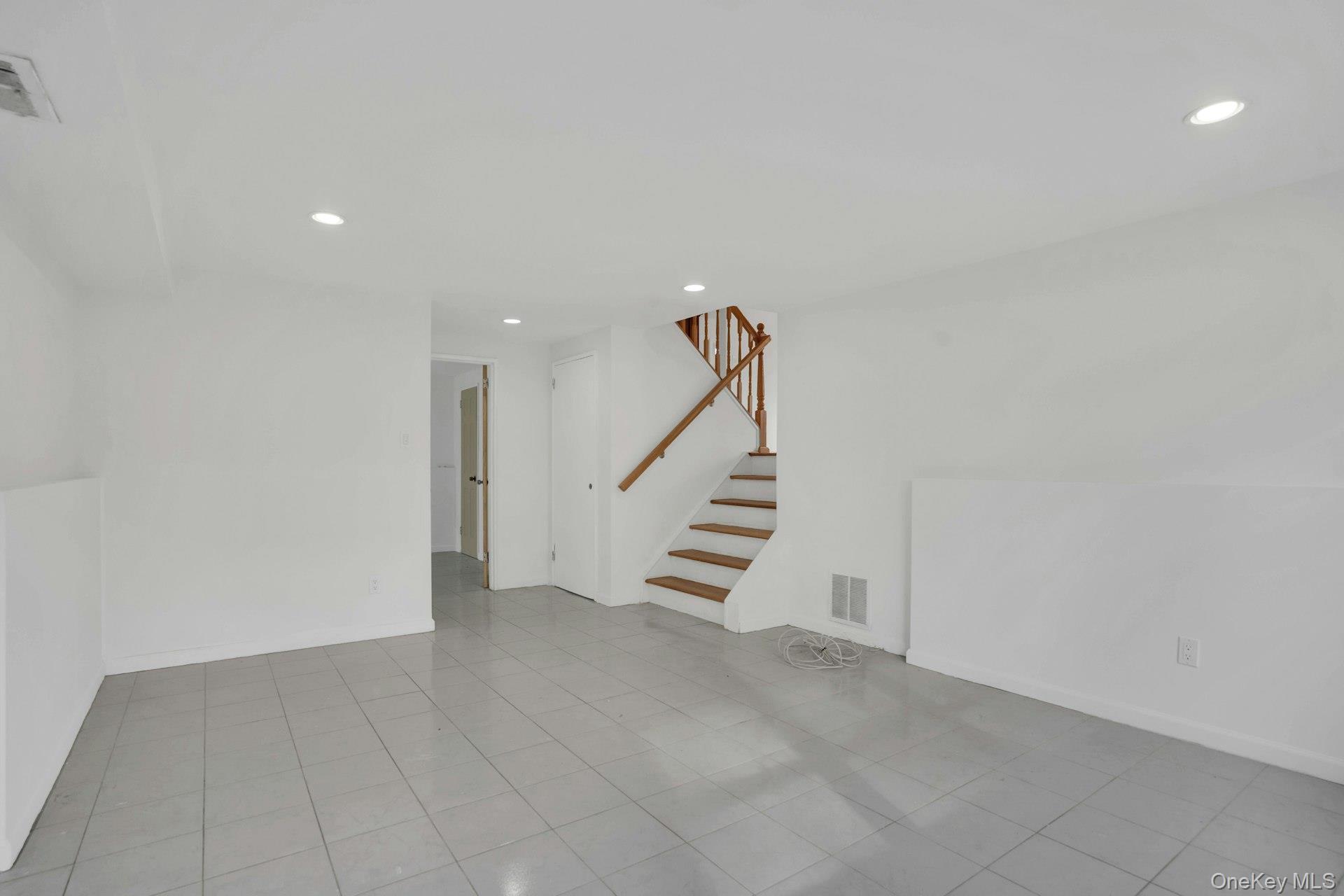 44 Delaware Avenue, Commack, NY 11725