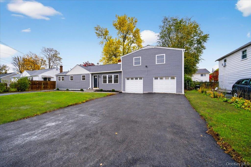 13 Mountain View Avenue, Saugerties, NY 12477