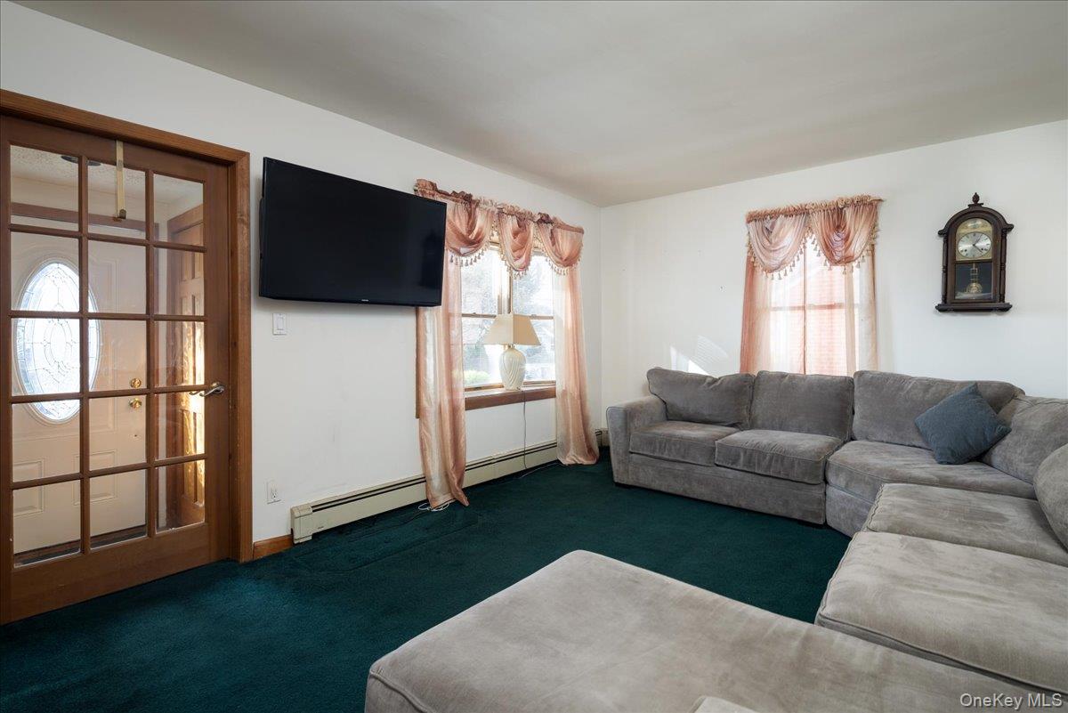 6 Nelson Street, Elmont, NY 11003