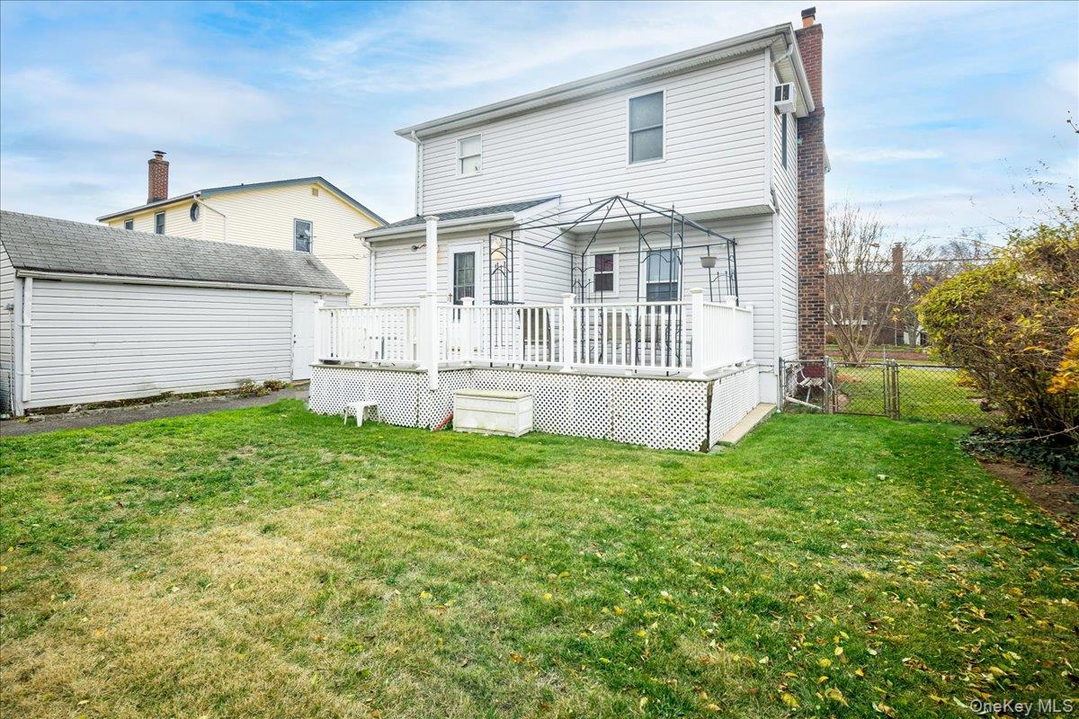 6 Nelson Street, Elmont, NY 11003