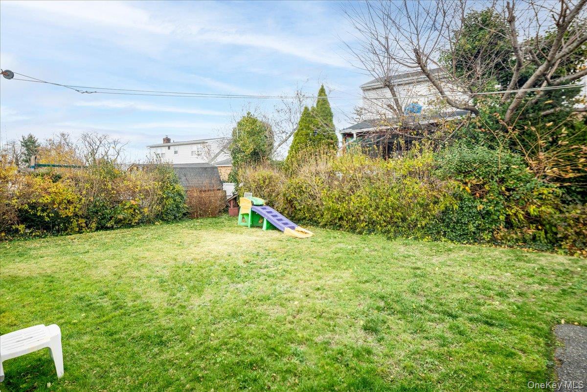 6 Nelson Street, Elmont, NY 11003