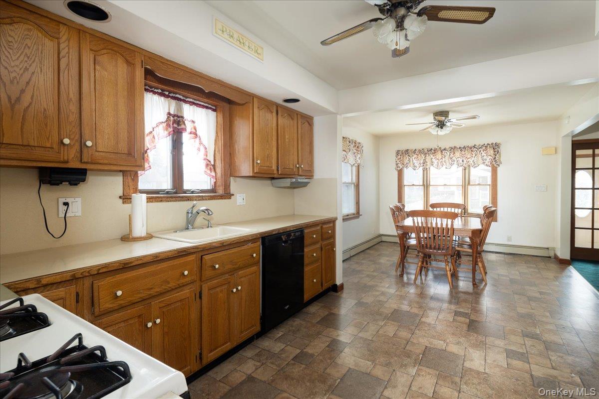 6 Nelson Street, Elmont, NY 11003